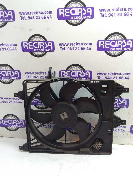 LEXUS Clio 3 generation (2005-2012) Porlasztóventilátor 7700436917 24326831