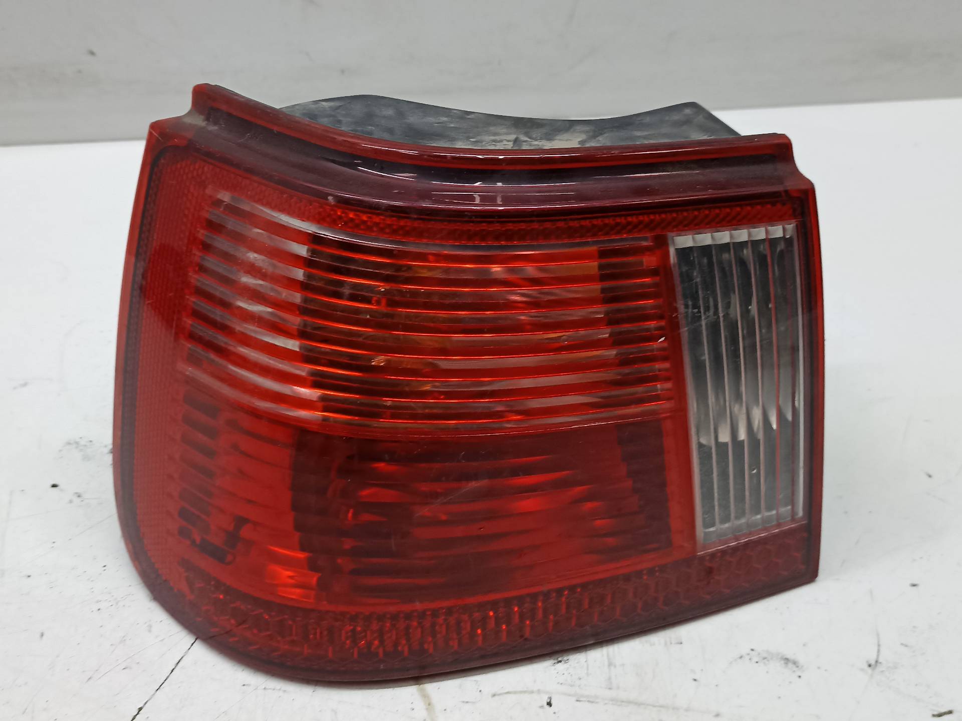 SEAT Ibiza 2 generation (1993-2002) Rear Left Taillight 6K6945257C 24309770