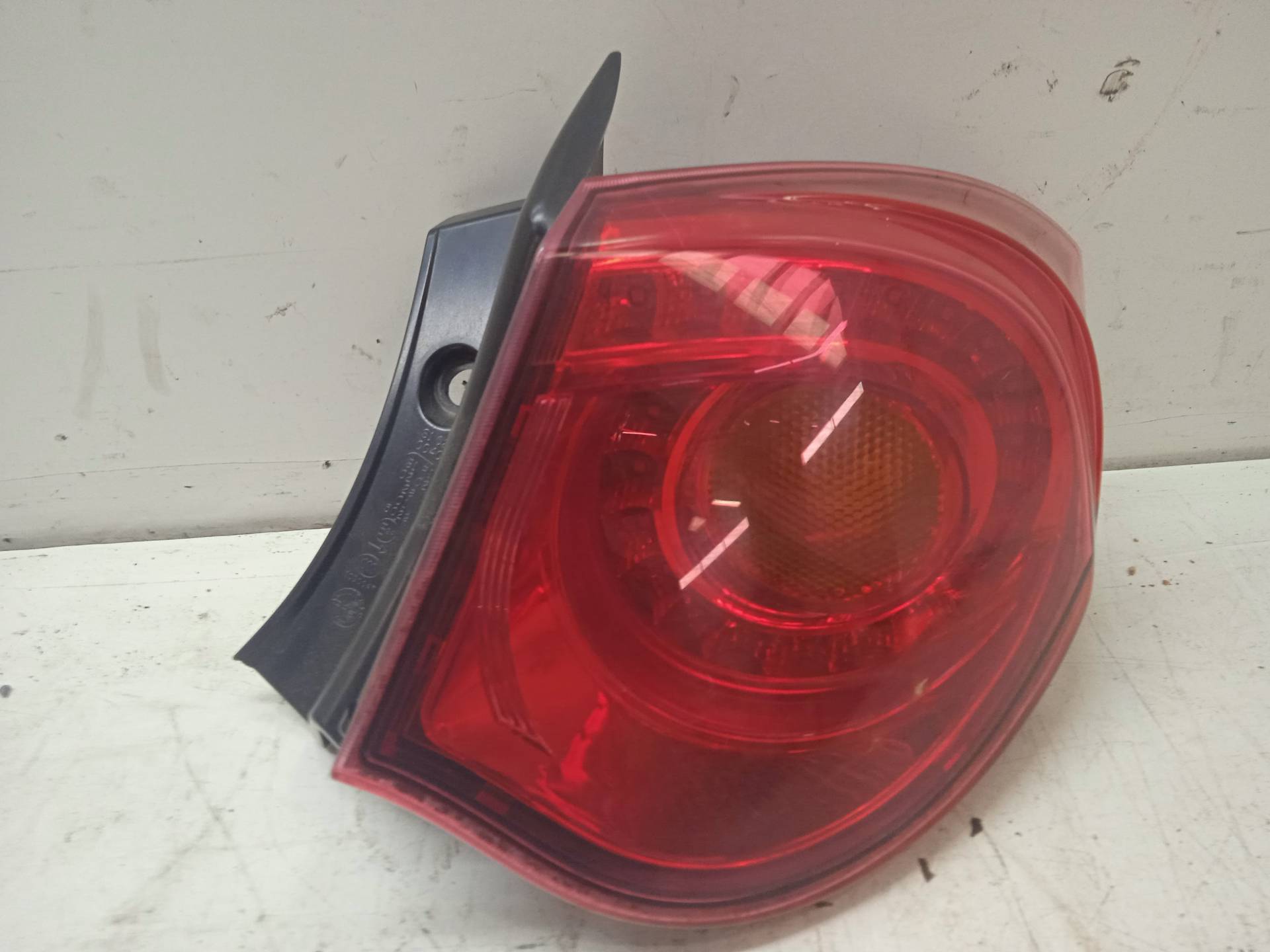 ALFA ROMEO Giulietta 940 (2010-2020) Rear Right Taillight Lamp 50513612 24337349