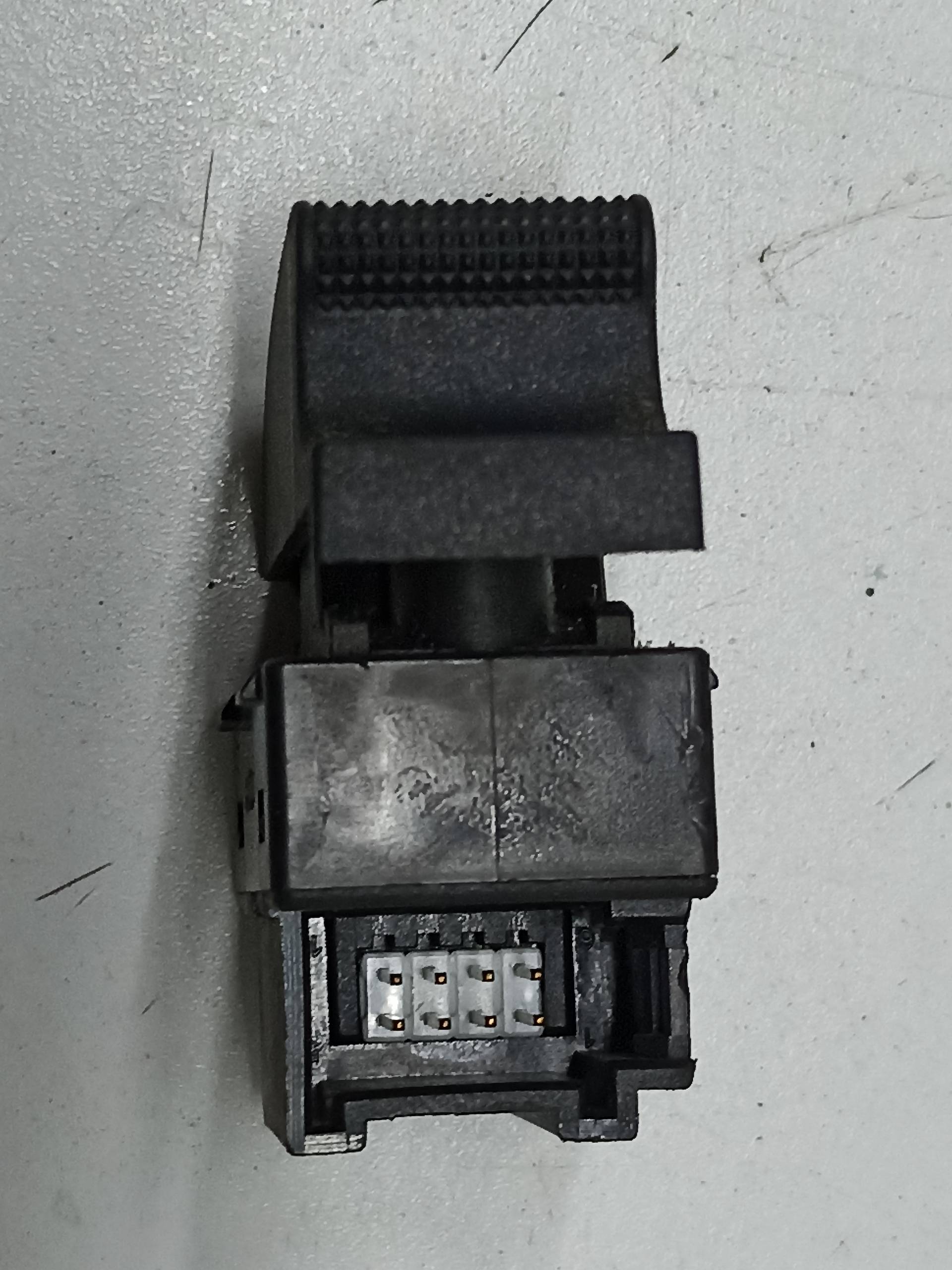 ALFA ROMEO A3 8L (1996-2003) Front Right Door Window Switch 8L0959855 24313923