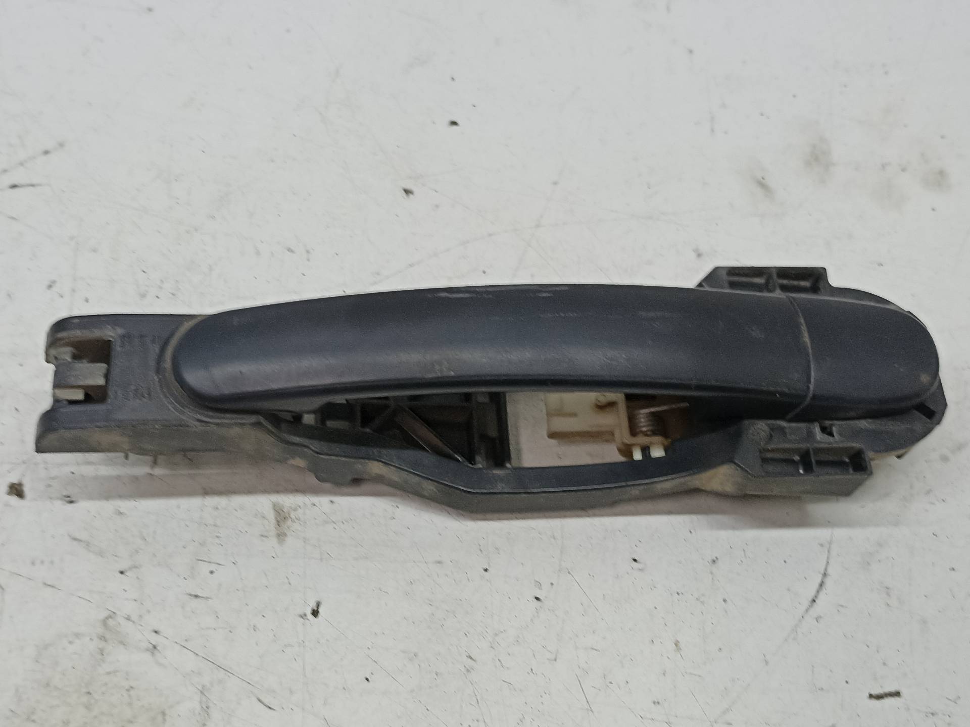 SEAT Toledo 3 generation (2004-2010) Främre höger dörr yttre handtag 5P0837886 24314768