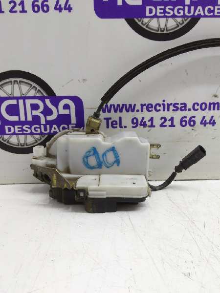 NISSAN Corolla 1 generation E10 (1966-1970) Front Right Door Lock 6K3837016D 24327130