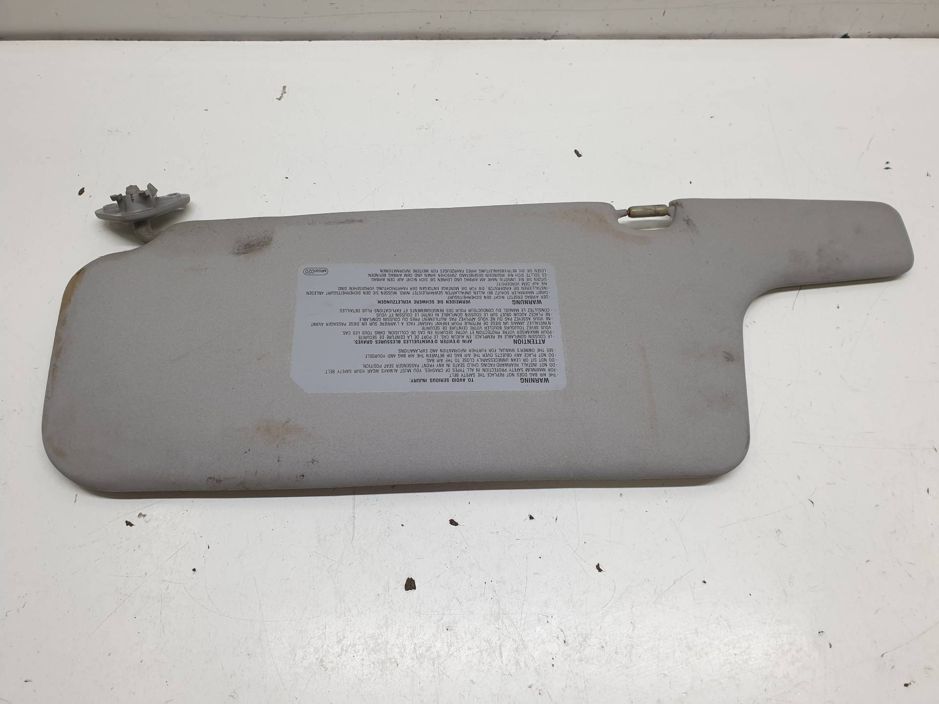 VOLKSWAGEN LT 1 generation (1975-1995) Right Side Sun Visor MR620233 25570272