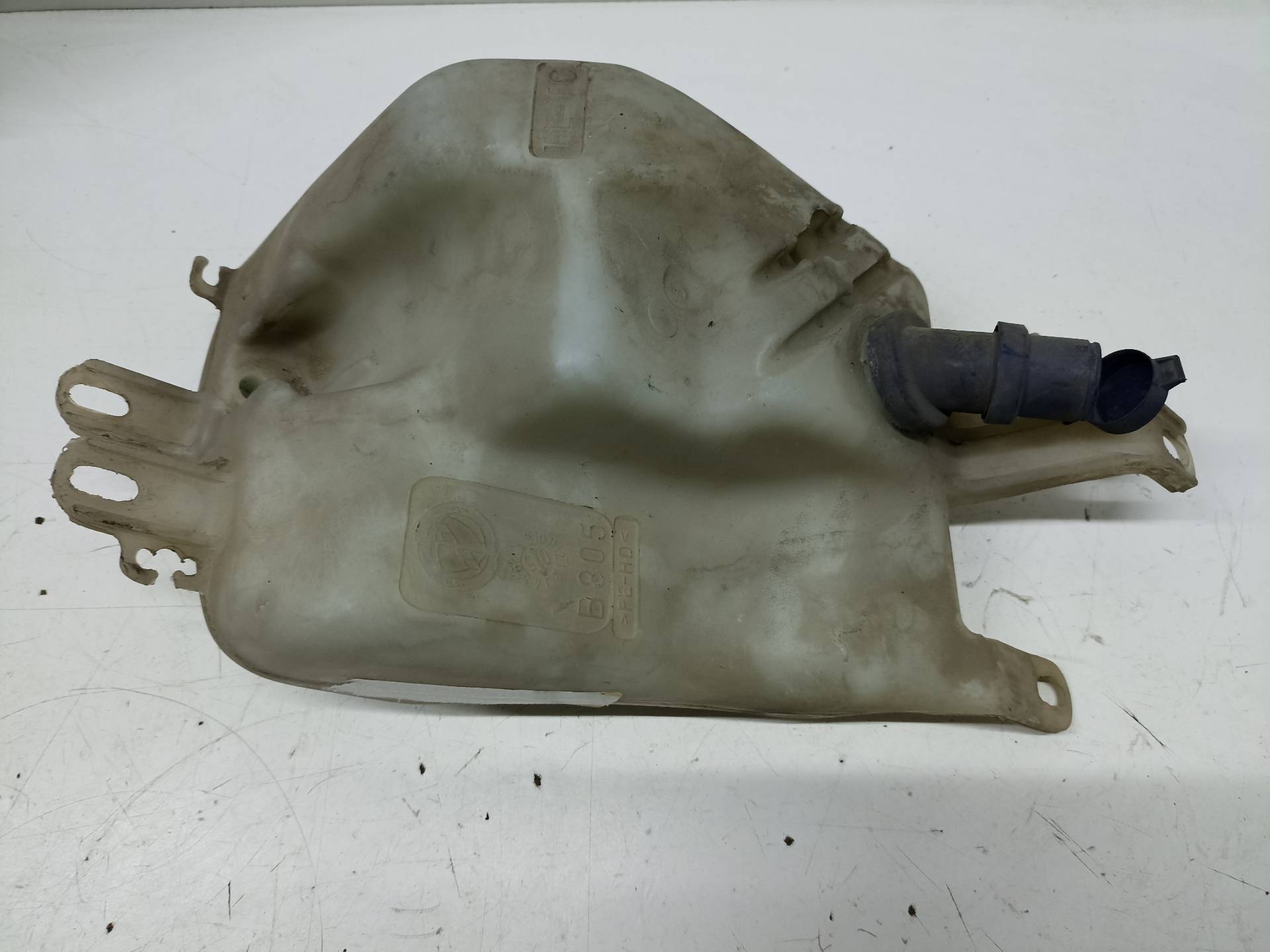 NISSAN GT 937 (2003-2010) Window Washer Tank 3242211141,141 24335890