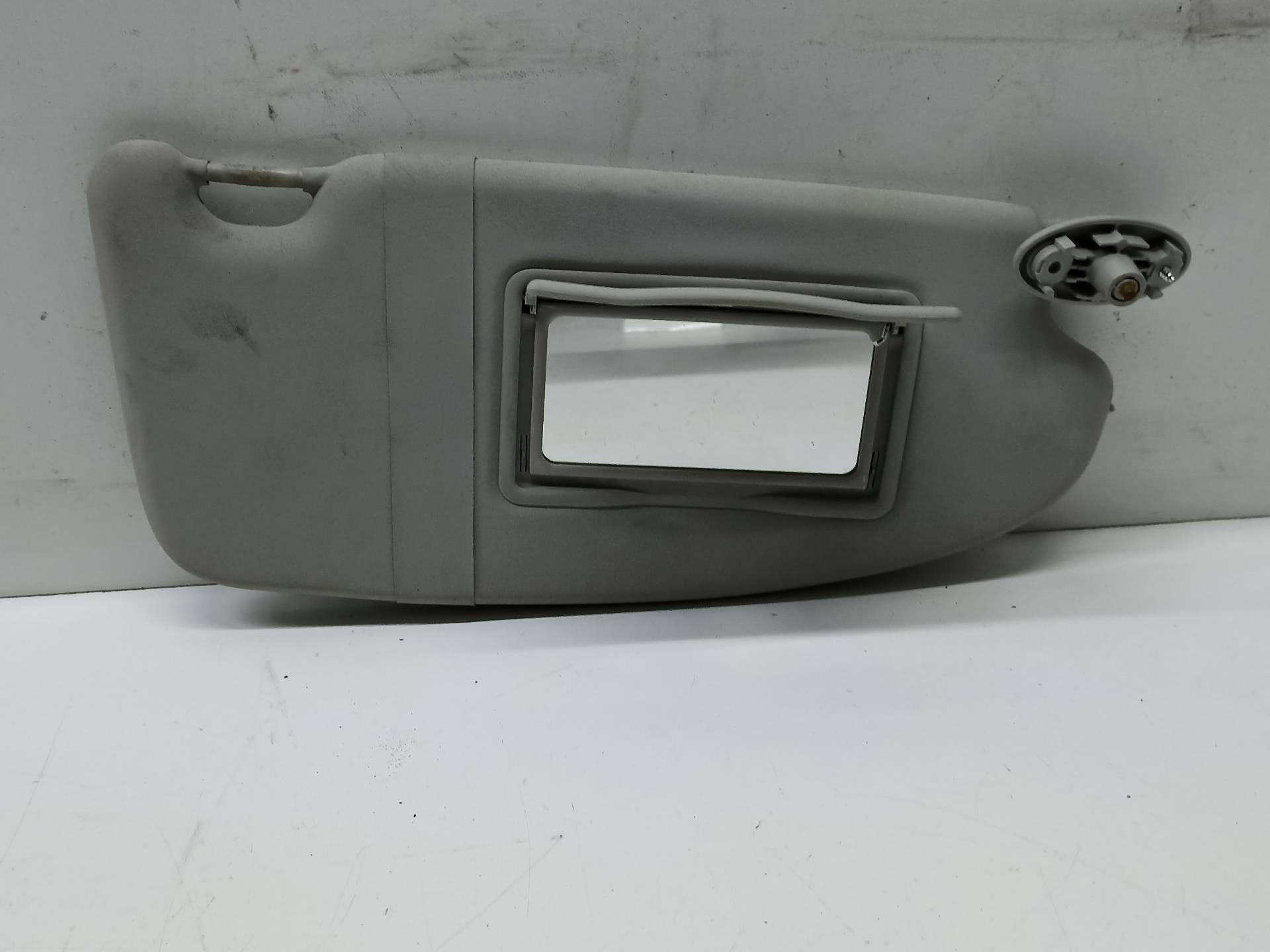 PEUGEOT Focus 2 generation (2004-2011) Right Side Sun Visor 267827225135, 135 24312132