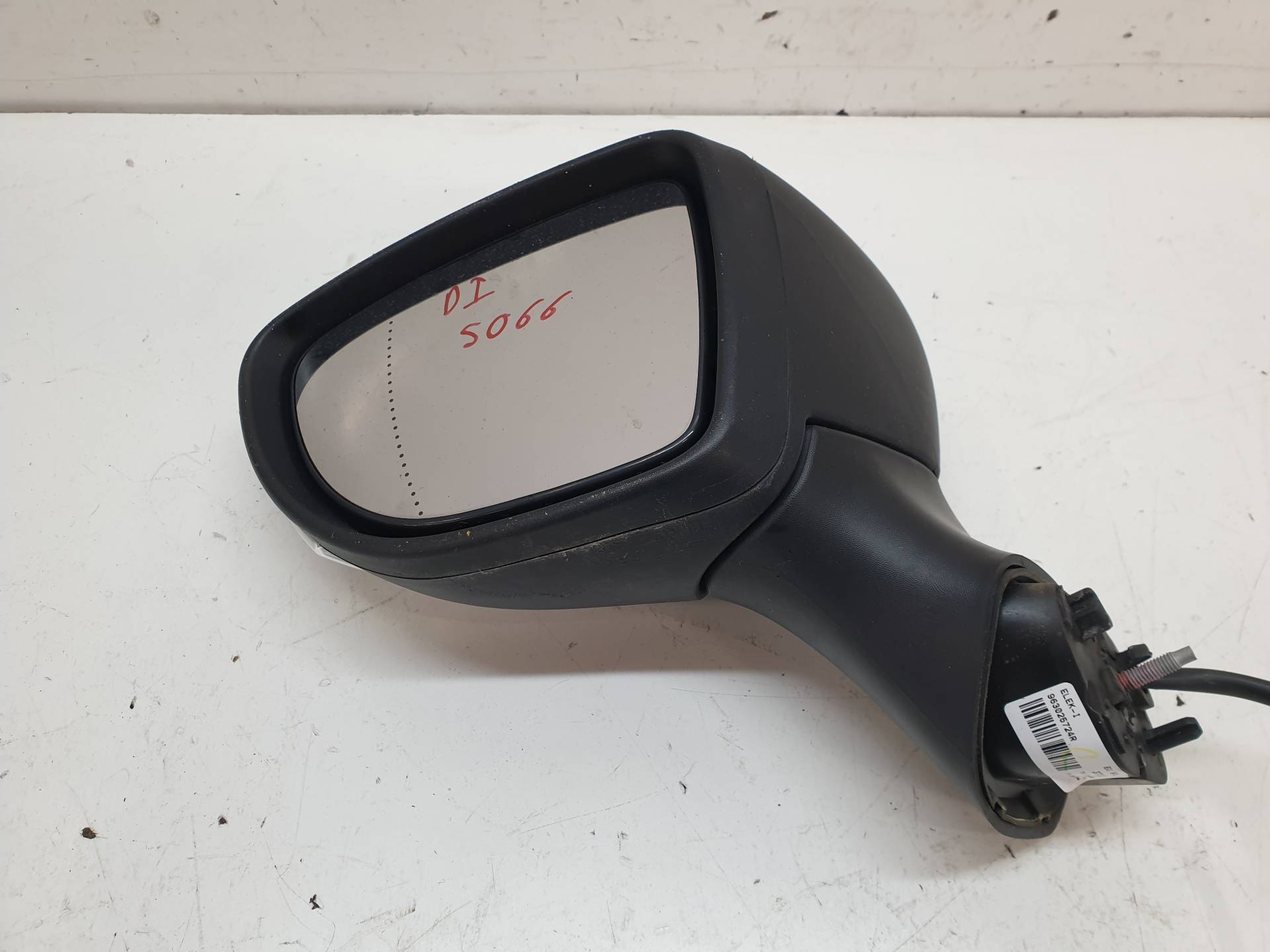 RENAULT Clio 4 generation (2012-2020) Left Side Wing Mirror 963025724R 24301461