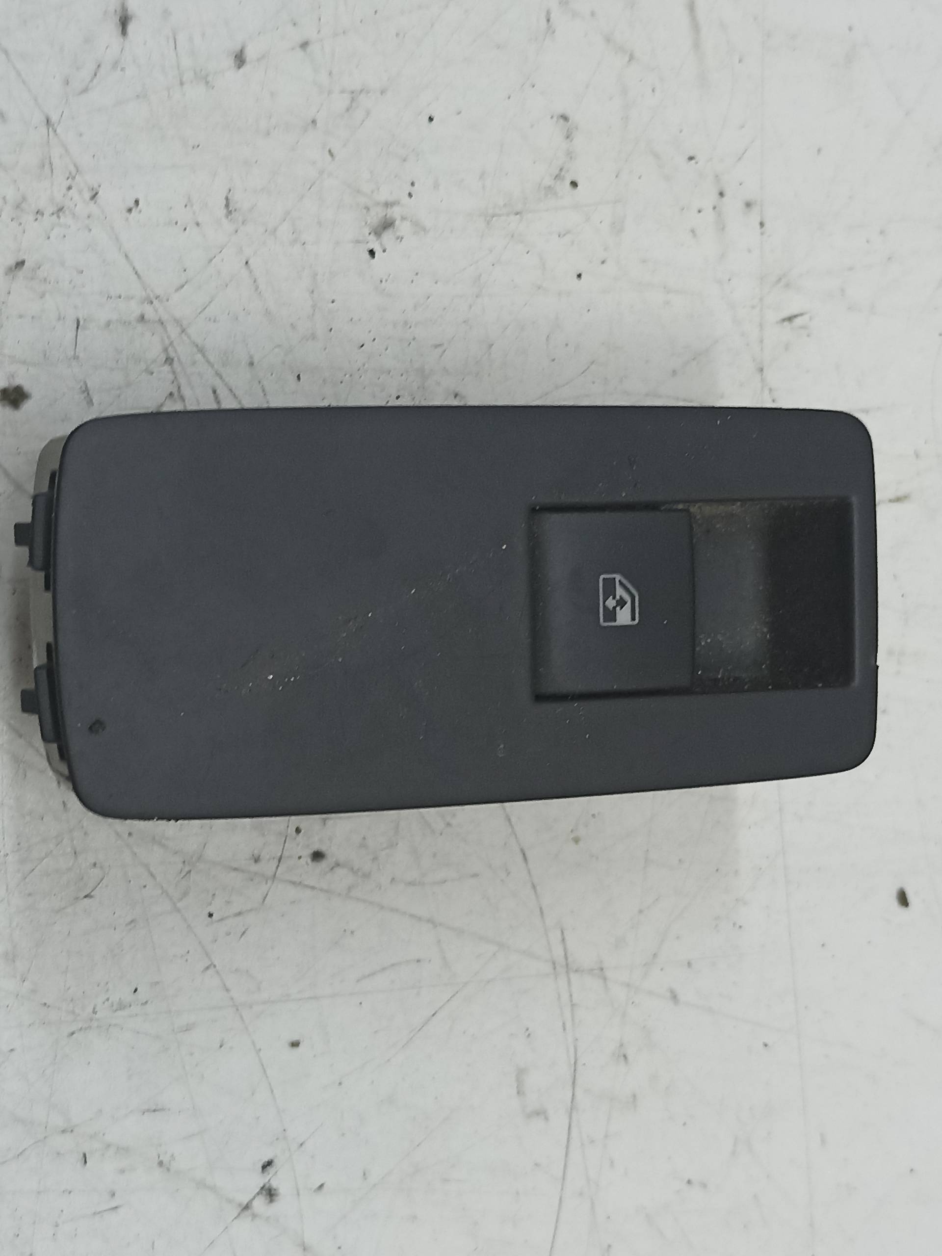 MERCEDES-BENZ M-Class W164 (2005-2011) Rear Right Door Window Control Switch 13301888 24313913