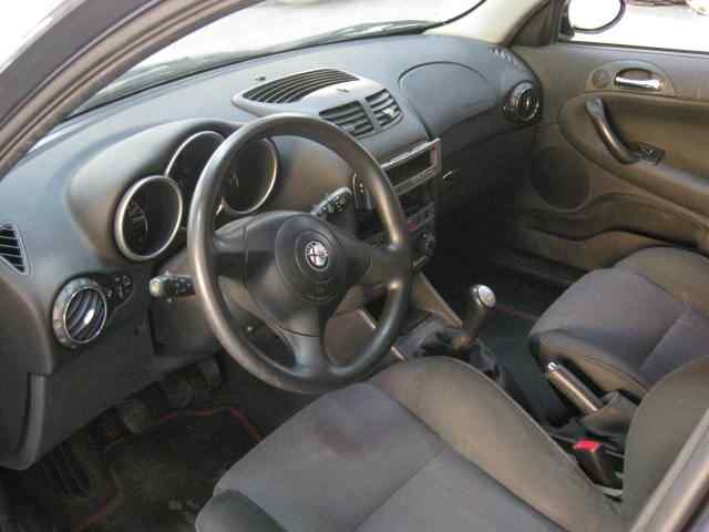 ALFA ROMEO 147 2 generation (2004-2010) Помпа кондиціонера 60653652 24312124