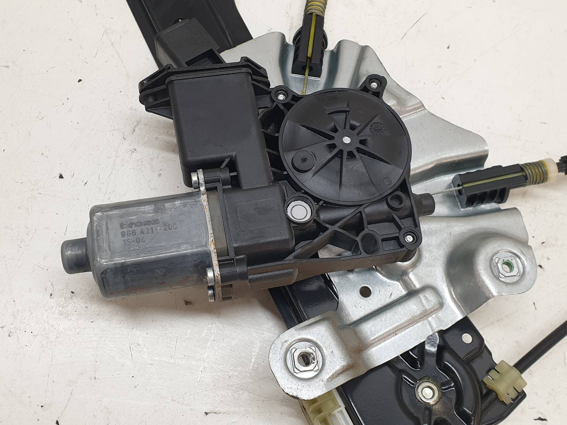 OPEL Astra J (2009-2020) Regulator de geam ușă stânga față 20951581 25428023