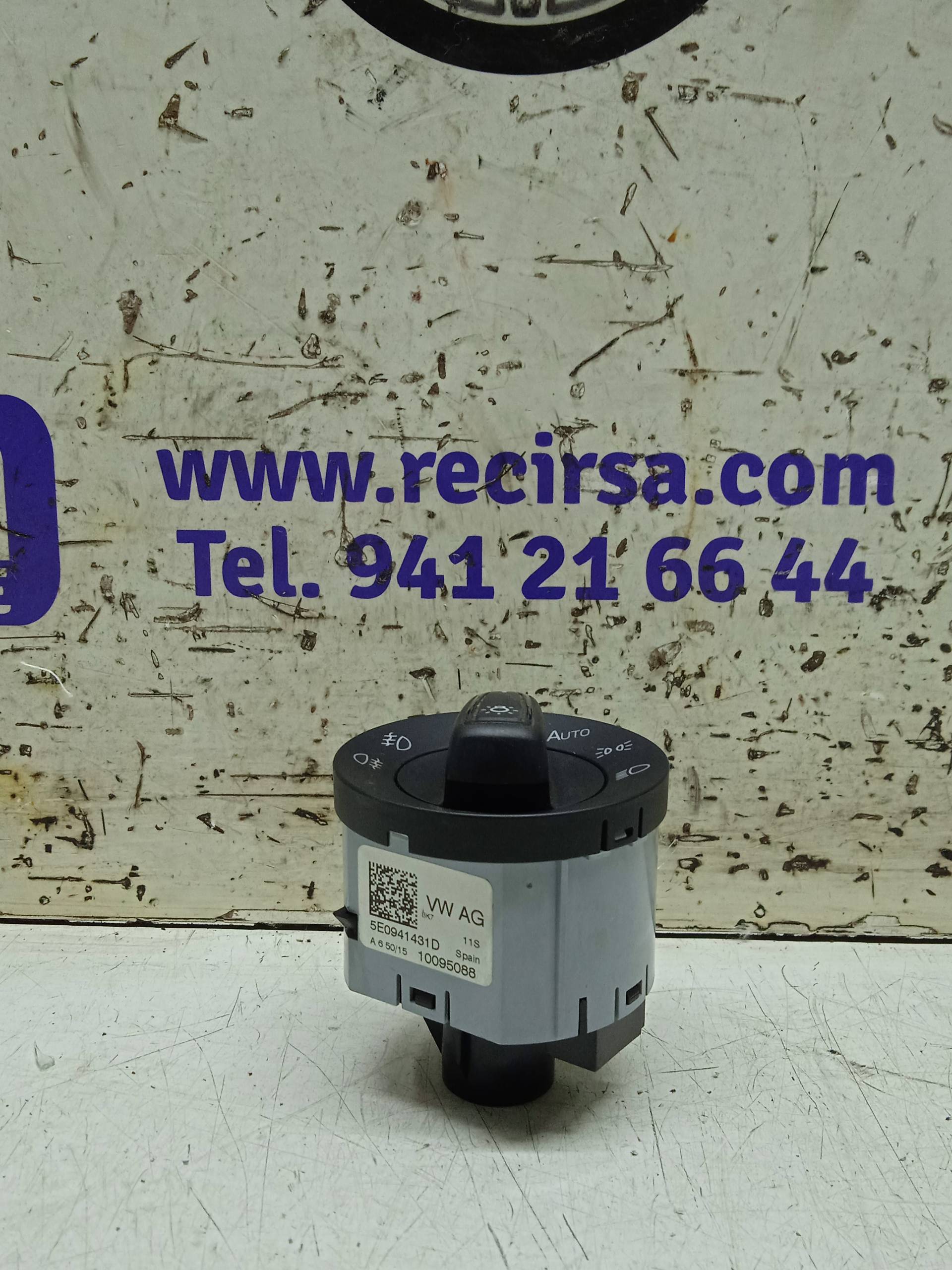 SKODA Fabia 3 generation (2014-2021) Headlight Switch Control Unit 5E0941431D 24329680