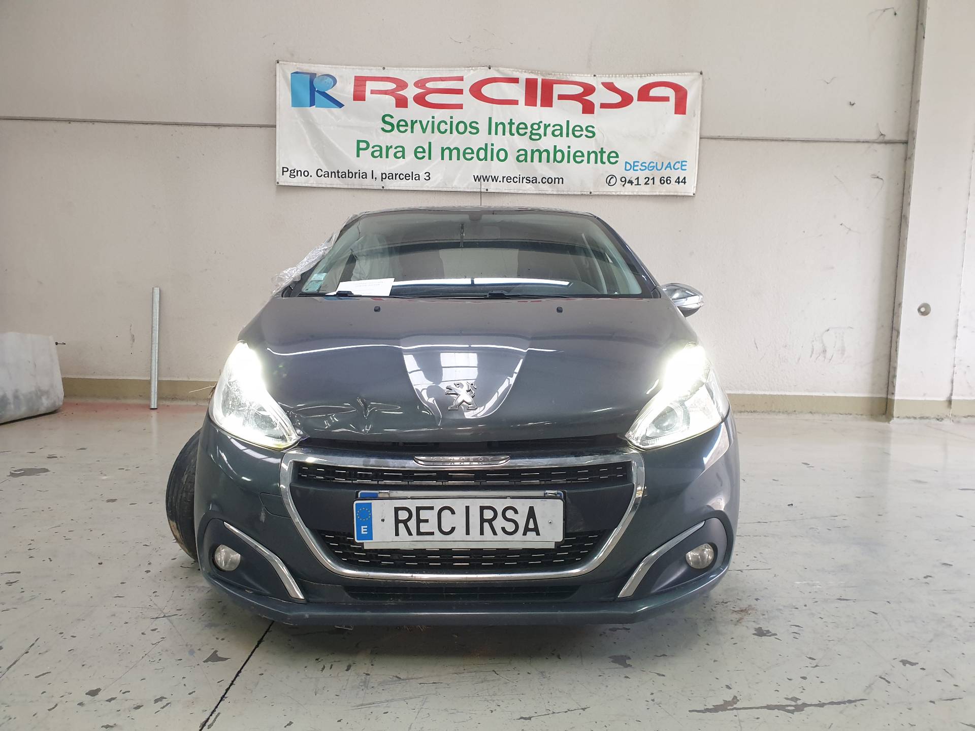 PEUGEOT Galinio dangčio spyna 8719F8 25570284