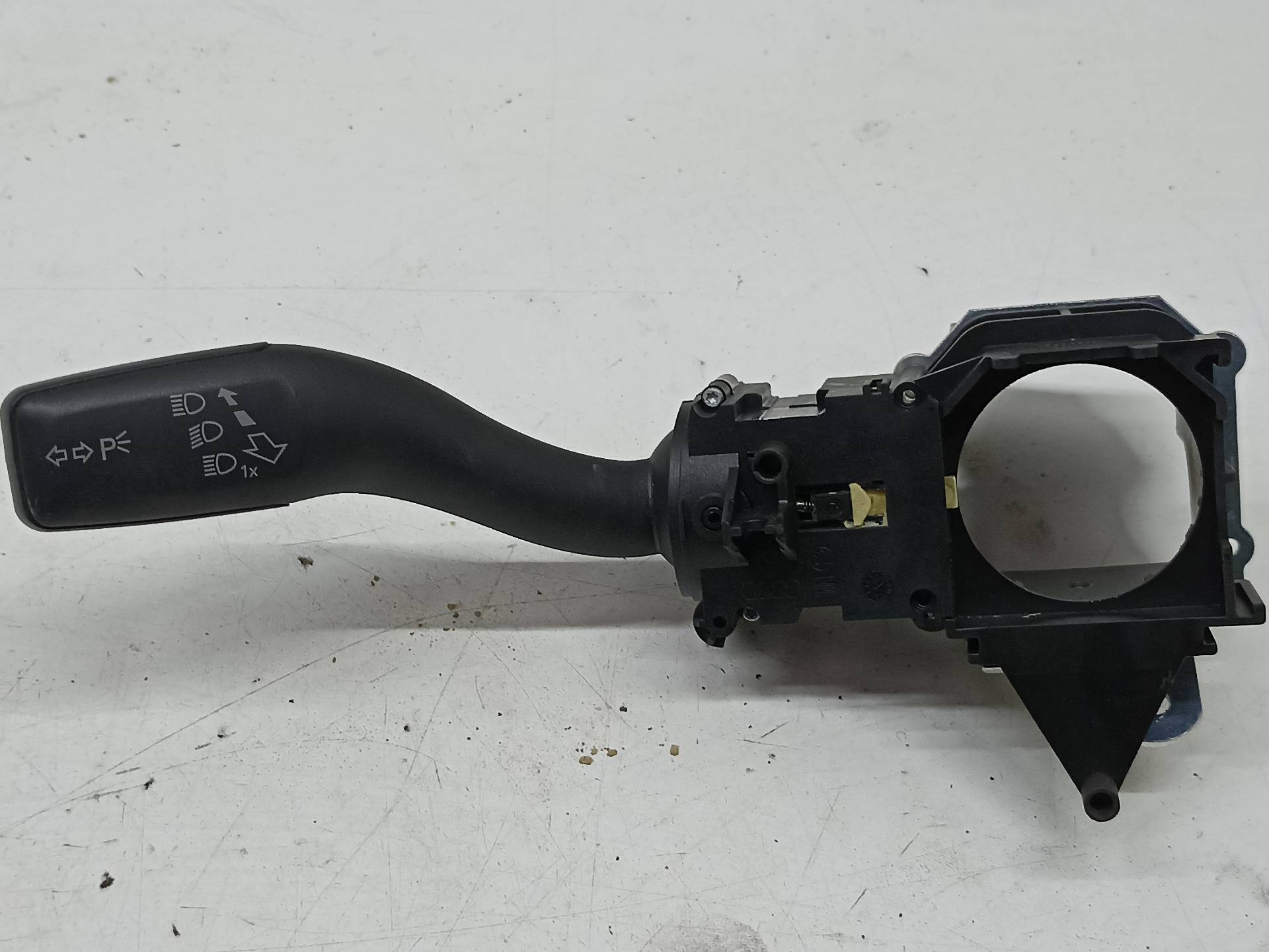 FIAT Exeo 1 generation (2009-2012) поворота переключение  4E0953513K 24312884