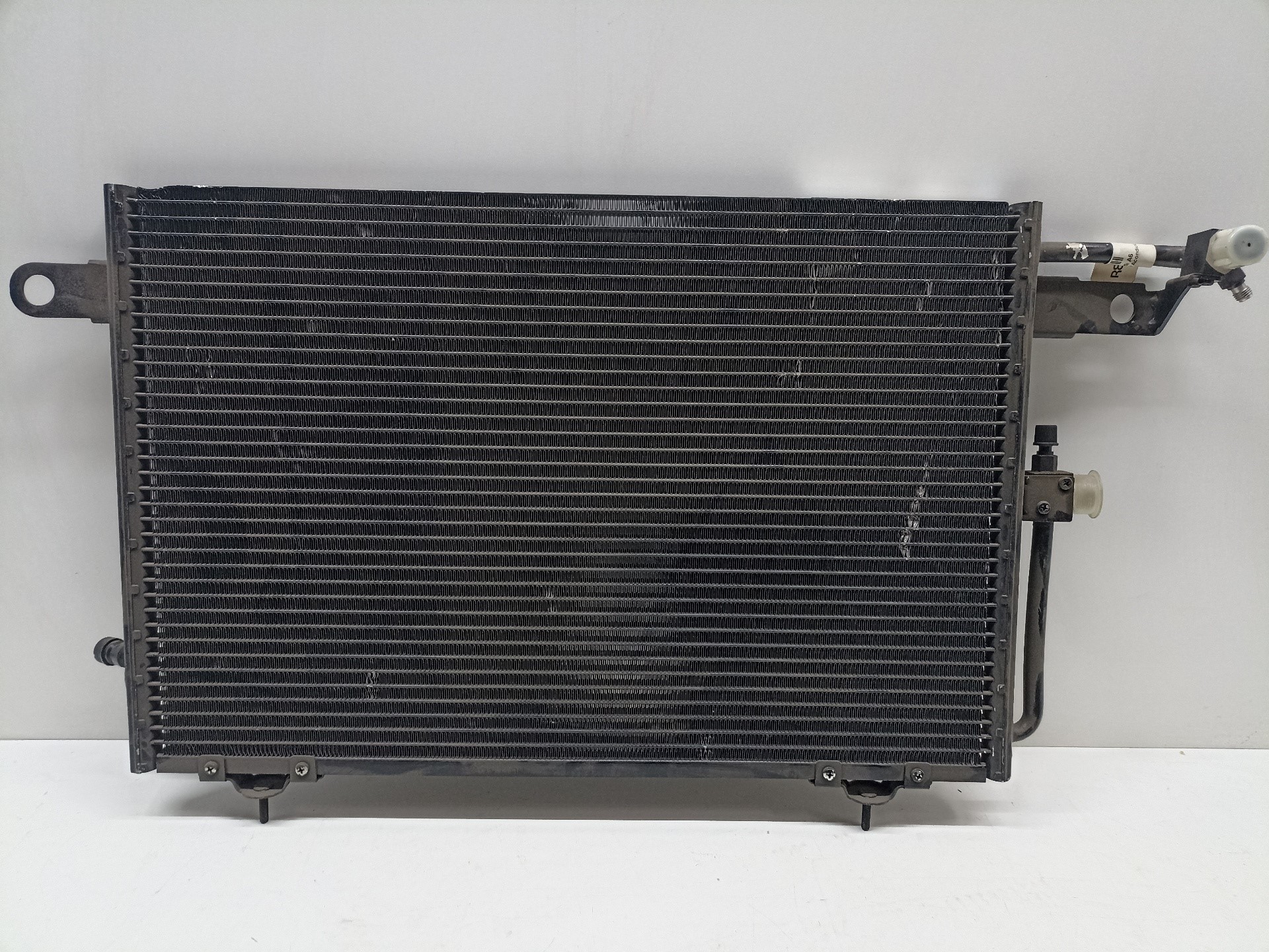 AUDI 100 4A/C4 (1990-1994) Охлаждающий радиатор 8FC351035531 24331021