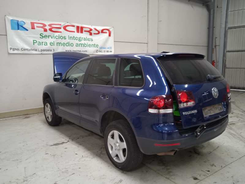 CHRYSLER Touareg 1 generation (2002-2010) Öljyjäähdytin 7L0317019B 24327097