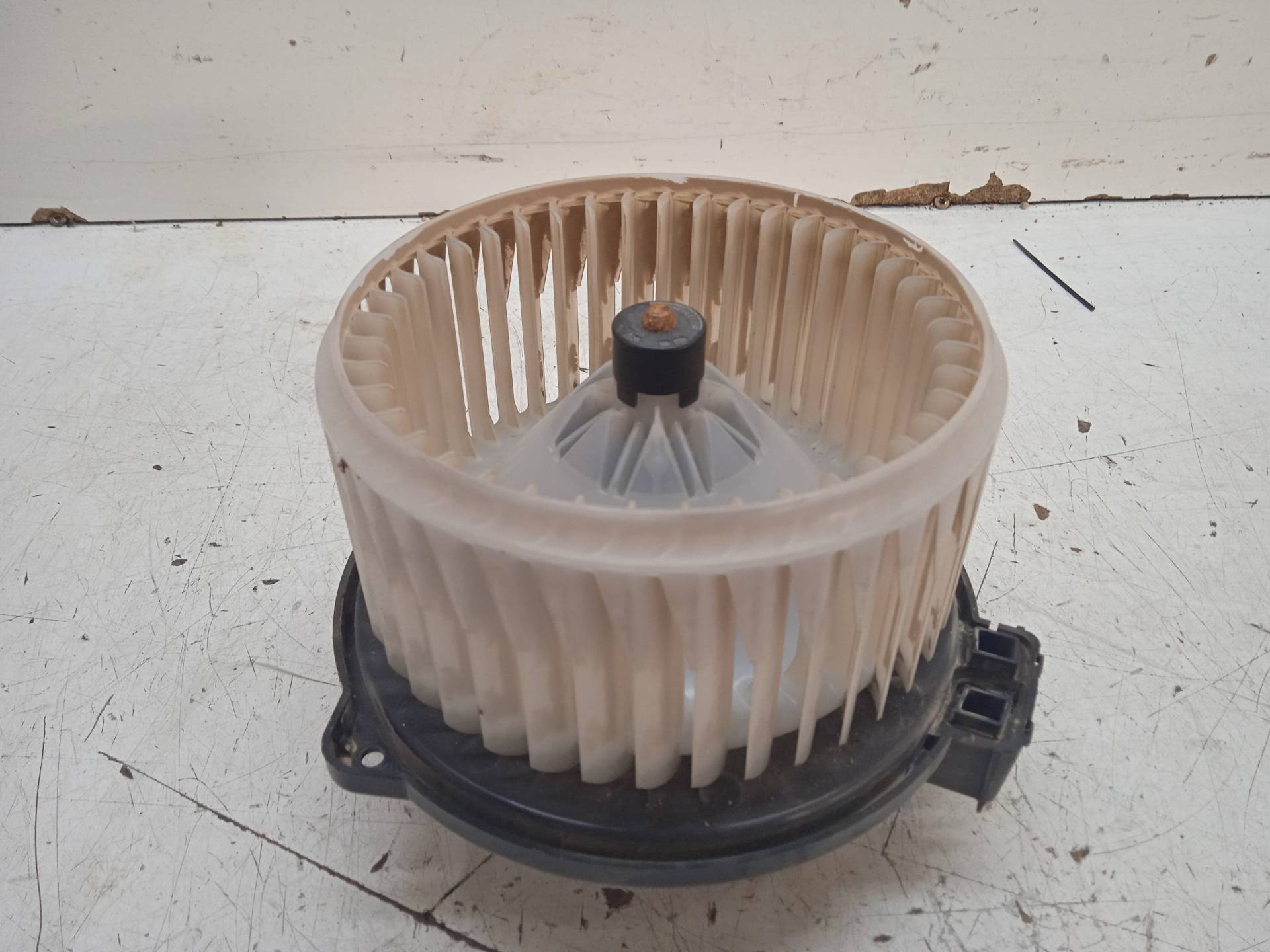 MITSUBISHI Pajero 4 generation (2006-2023) Heater Blower Fan 1163408601 24334208