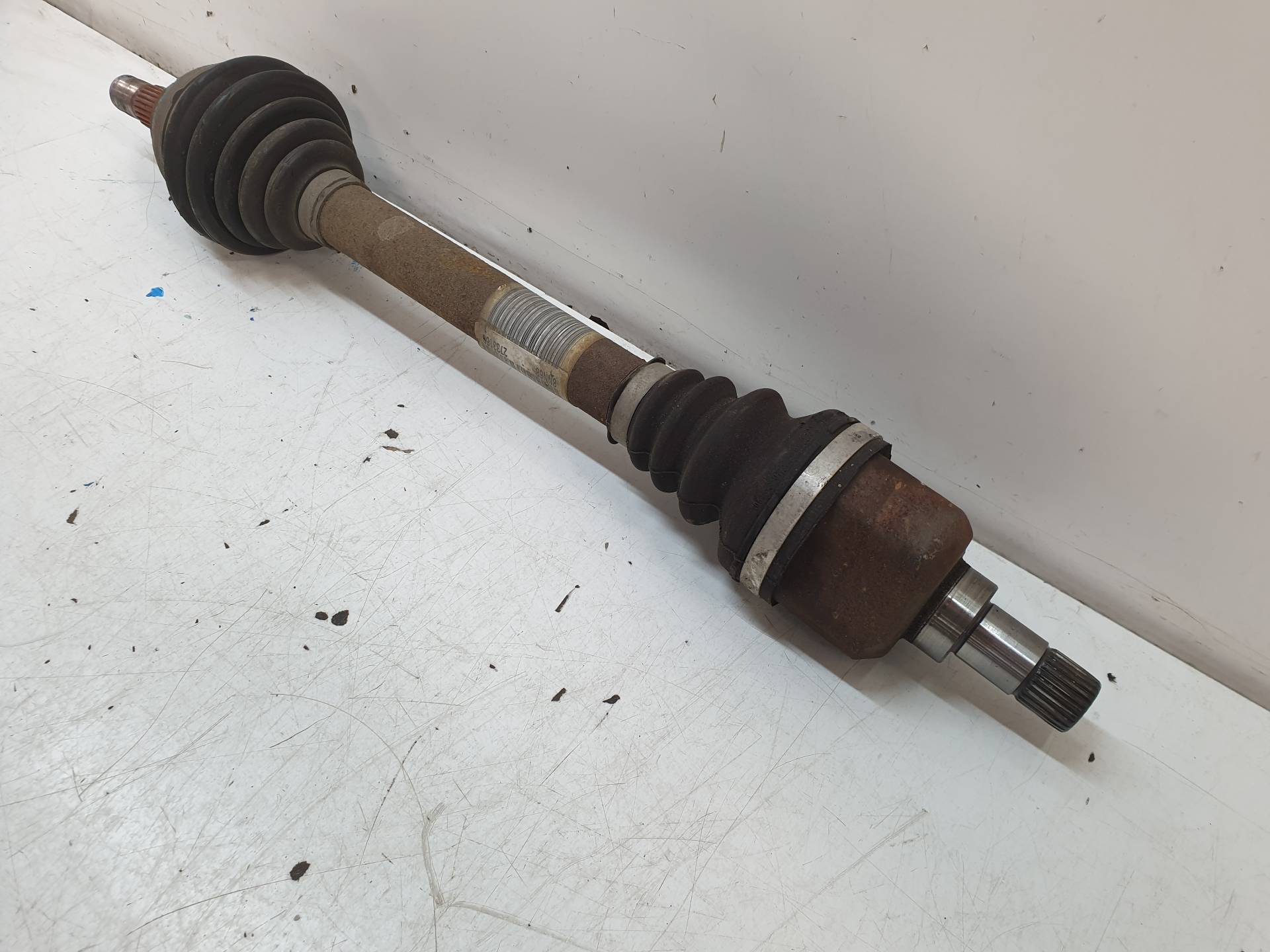 PEUGEOT 3008 1 generation (2010-2016) Front Left Driveshaft 9684135380 24338208