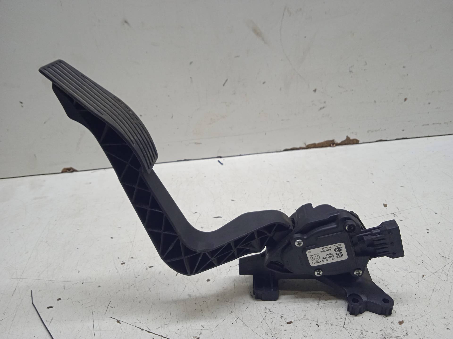 JEEP Renegade 1 generation (2015-2024) Throttle Pedal 6PV01017515 24334554
