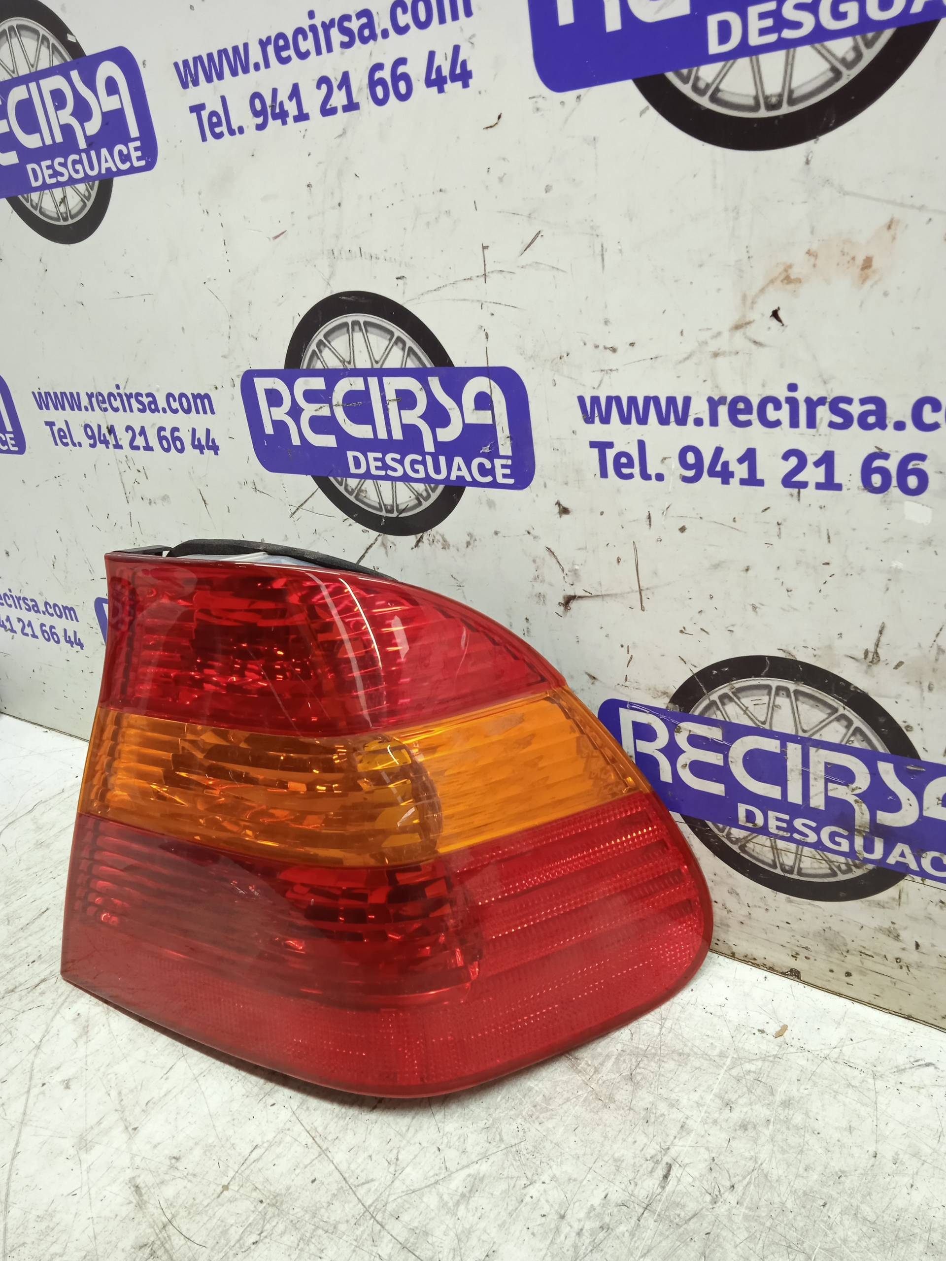 RENAULT 3 Series E46 (1997-2006) Rear Right Taillight Lamp 6907934 24328826