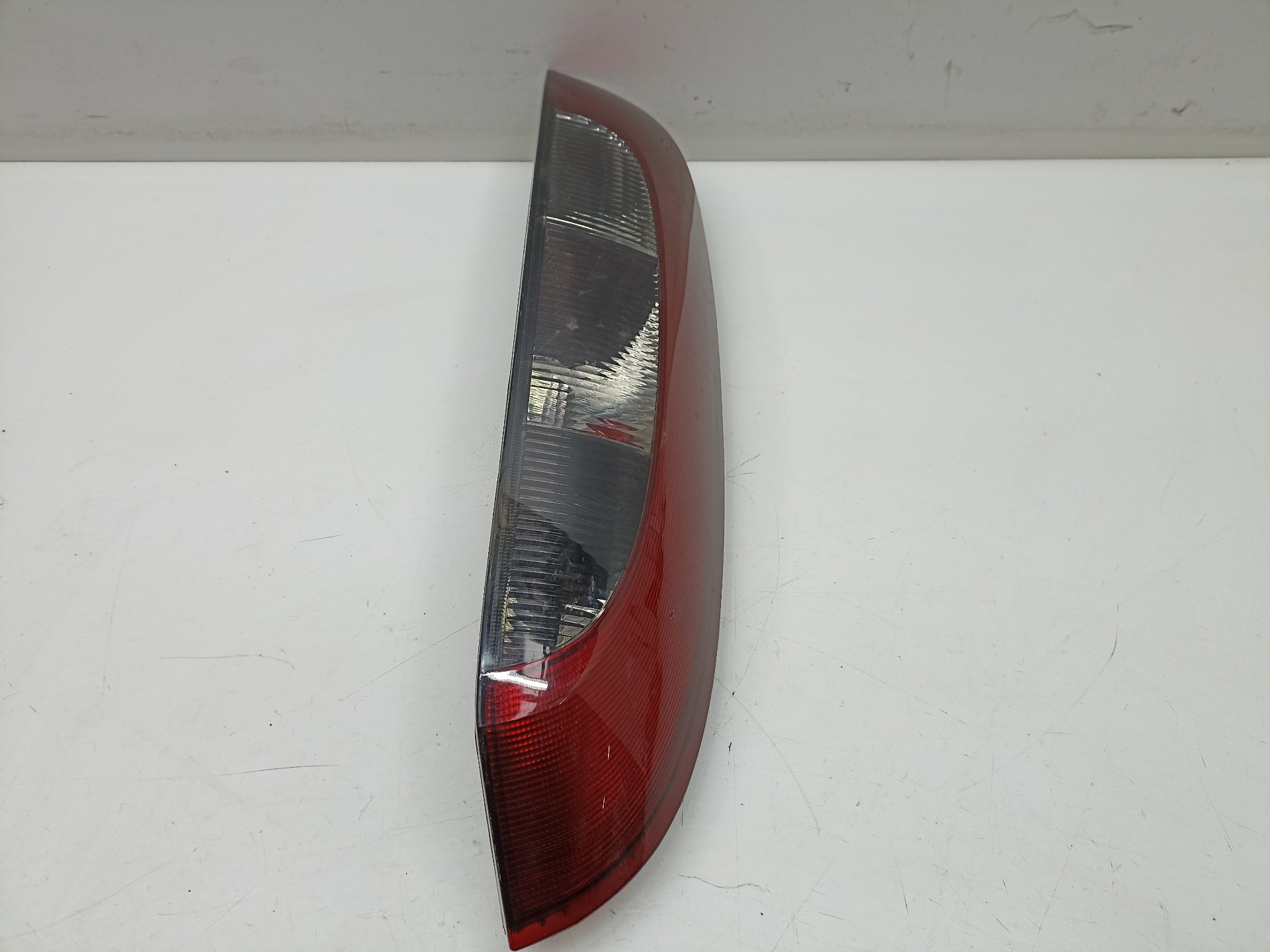 OPEL Corsa C (2000-2006) Far stânga spate 09114336 24314935