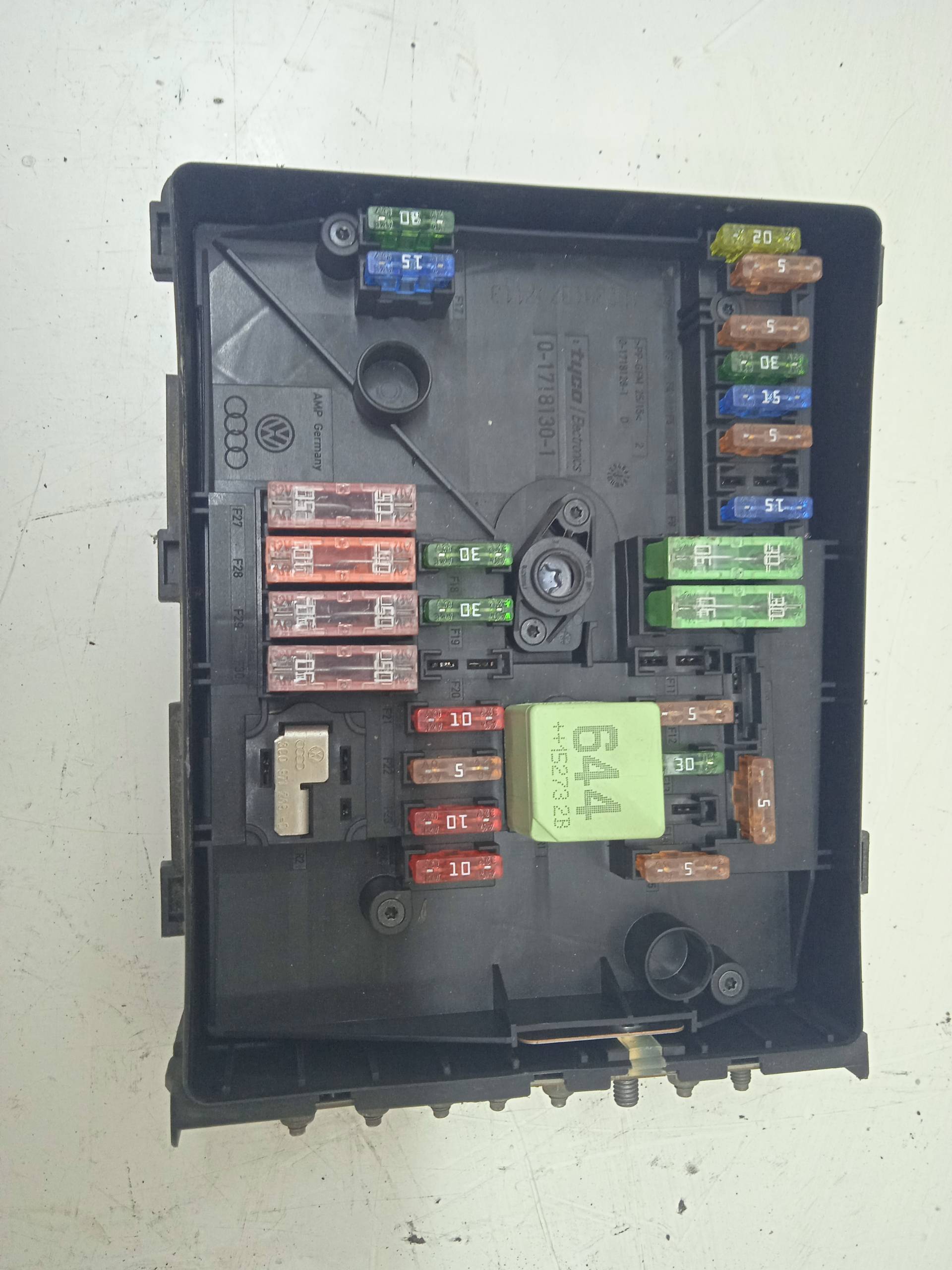 AUDI A3 8P (2003-2013) Fuse Box 1K0937125A 24336933