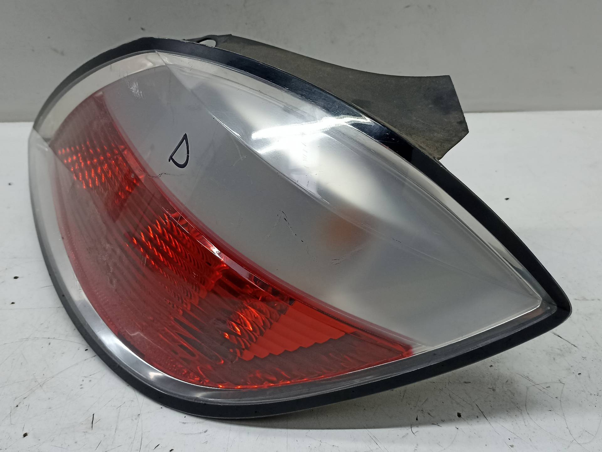 OPEL Astra J (2009-2020) Rear Right Taillight Lamp 93178772 24315911