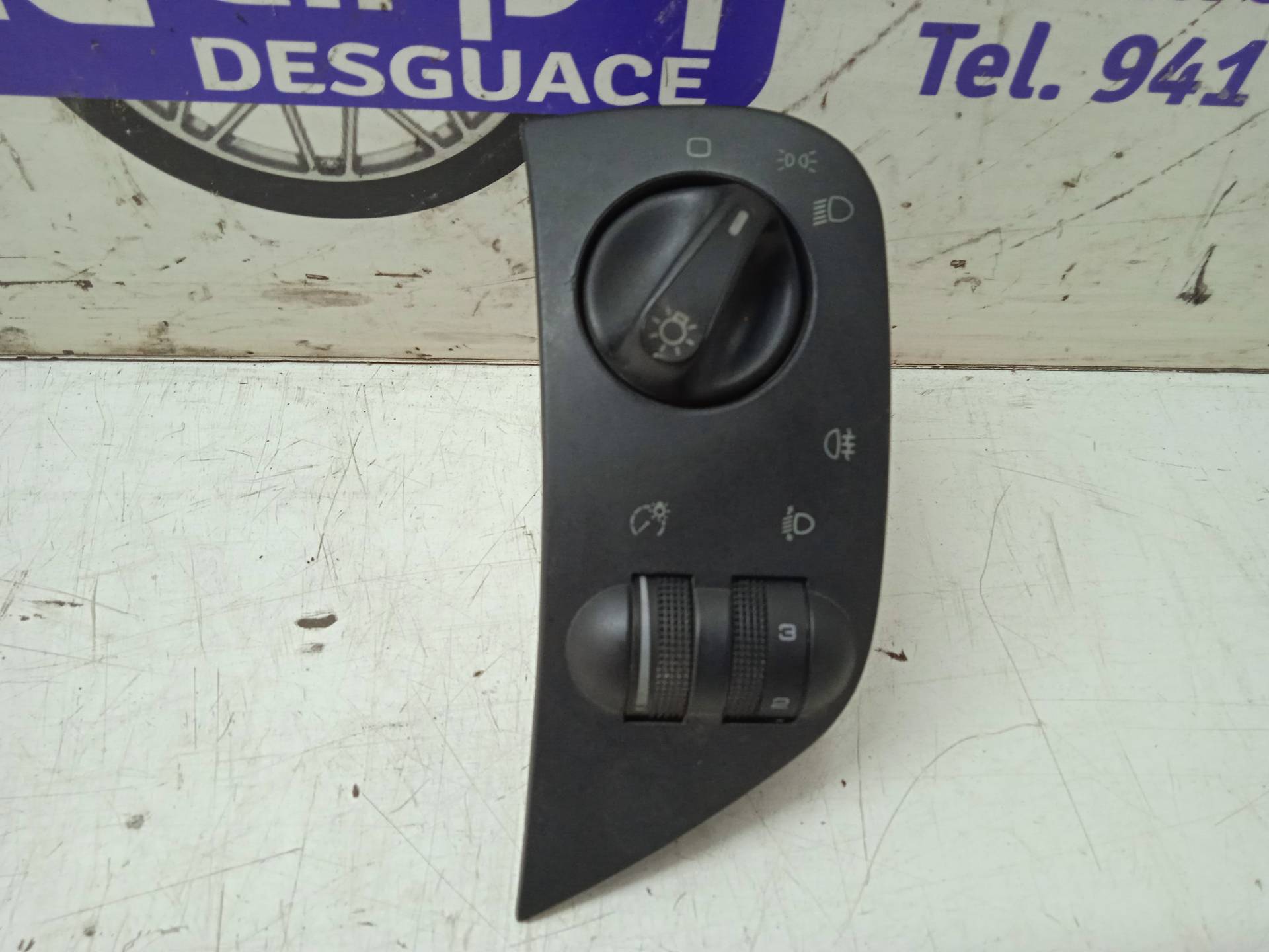 SEAT Ibiza 2 generation (1993-2002) Headlight Switch Control Unit 6K1941531B 24316924