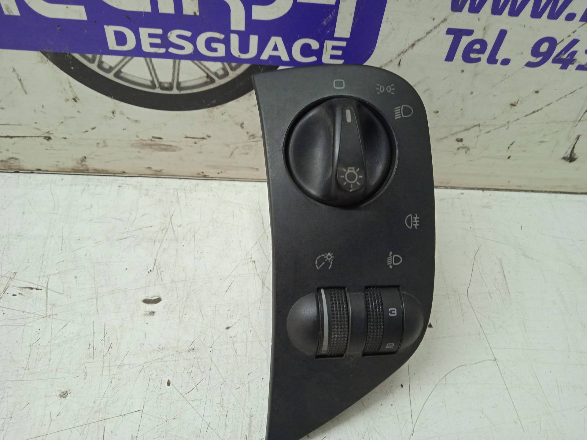 SEAT Ibiza 2 generation (1993-2002) Headlight Switch Control Unit 6K1941531B 24316924