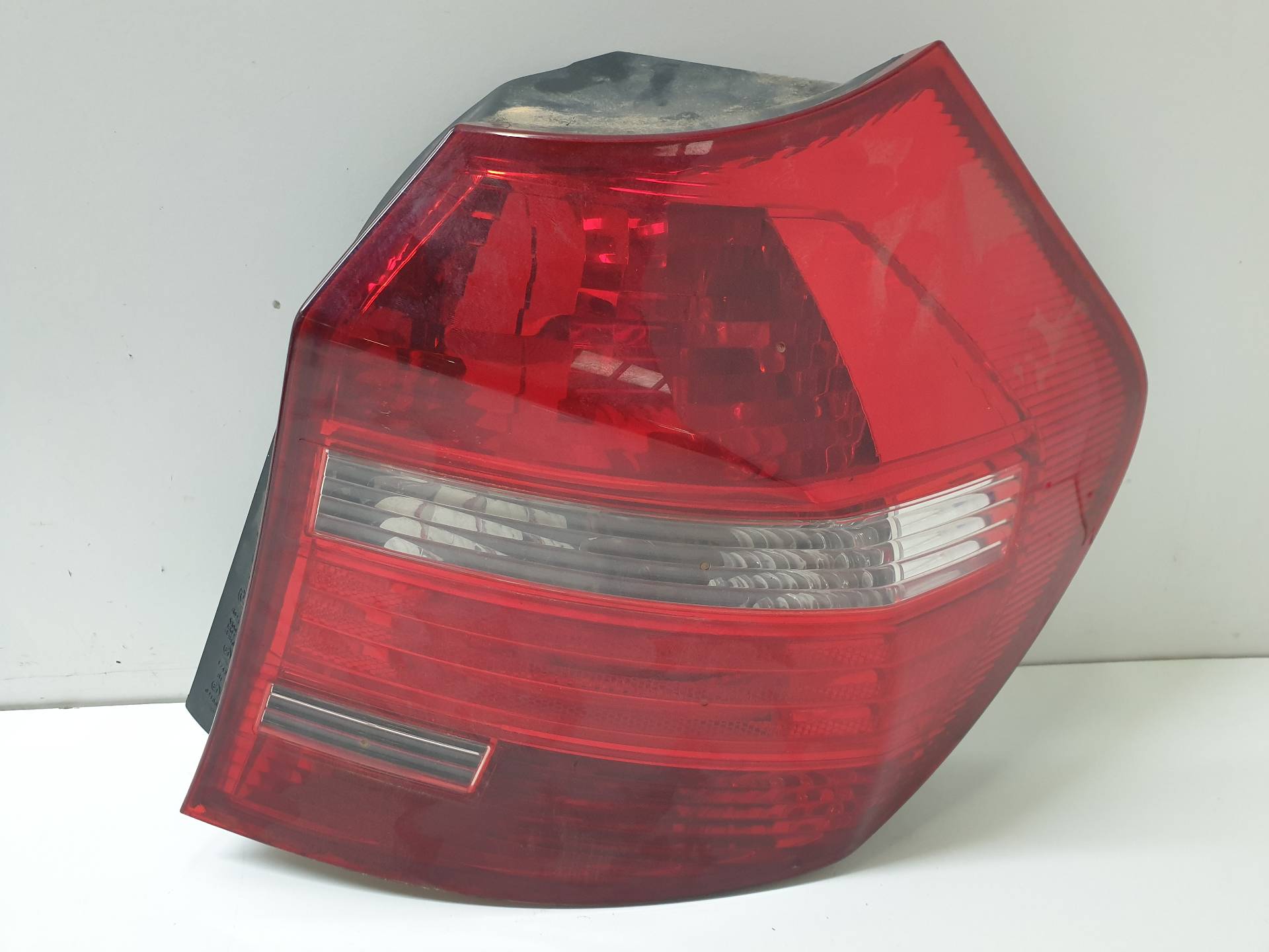 BMW 1 (E87) Rear Right Taillight Lamp 716435605 24338495
