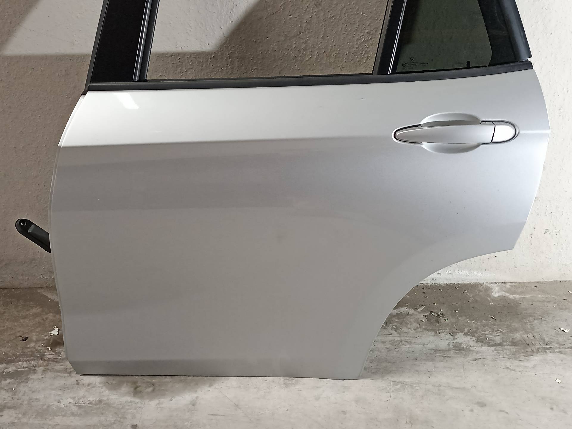 BMW X1 E84 (2009-2015) Galinių kairių durų stiklo pakelėjas 13262410 24332199