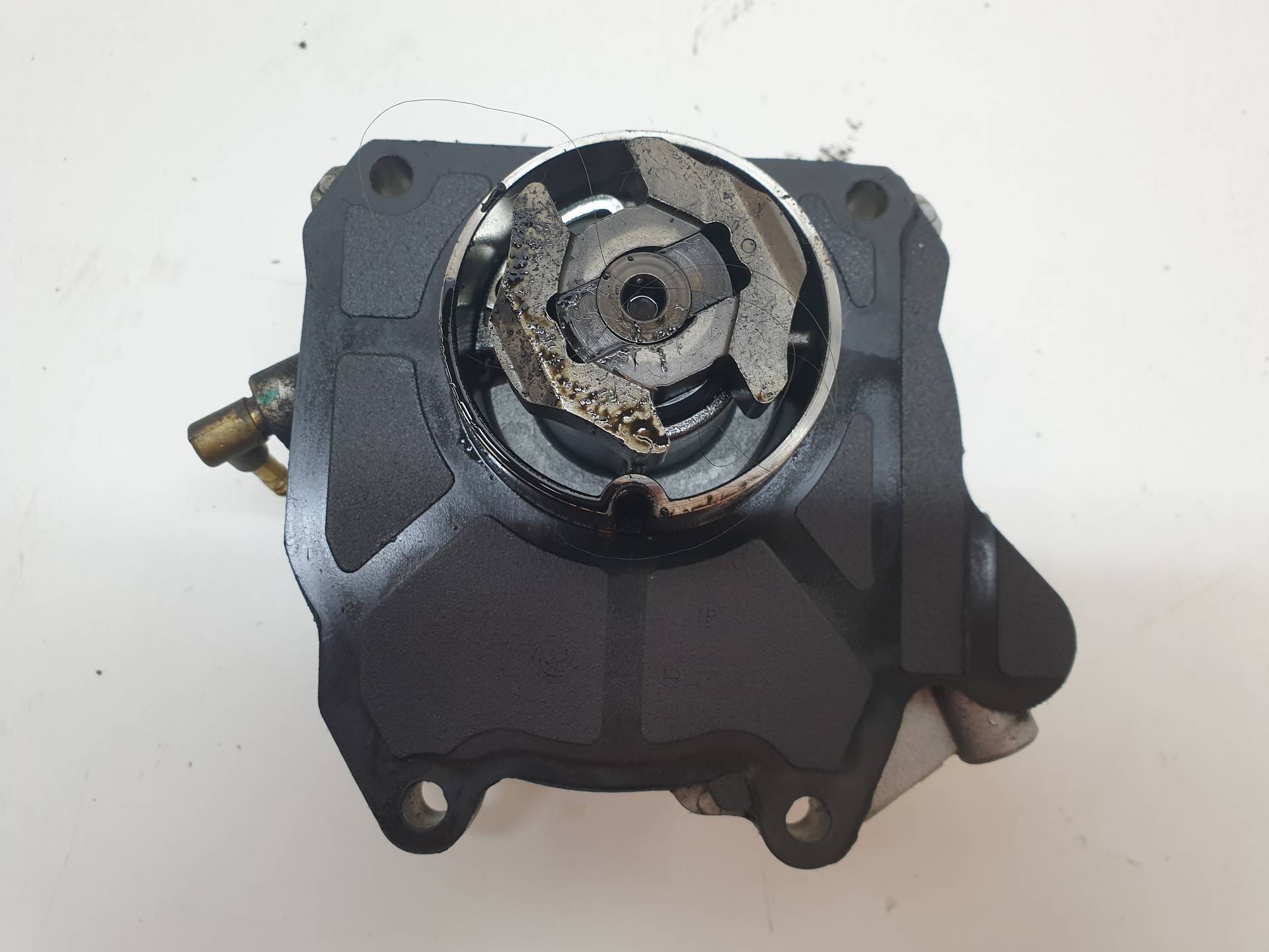 OPEL Astra J (2009-2020) Vacuum Pump 55205446 25567272