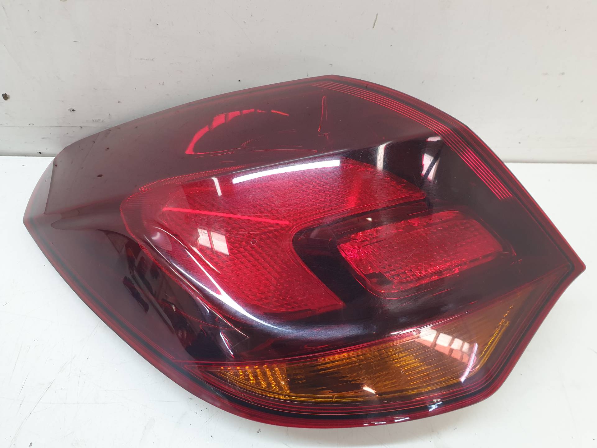 OPEL Astra J (2009-2020) Rear Left Taillight 13306459 24338686