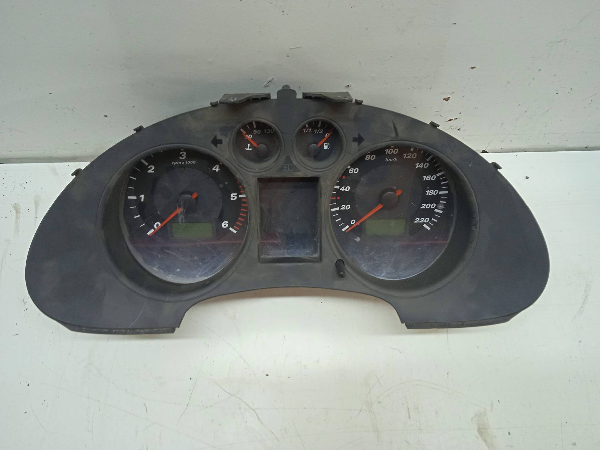 SEAT Cordoba 2 generation (1999-2009) Speedometer W06L0920801A, 25406457117 24312205