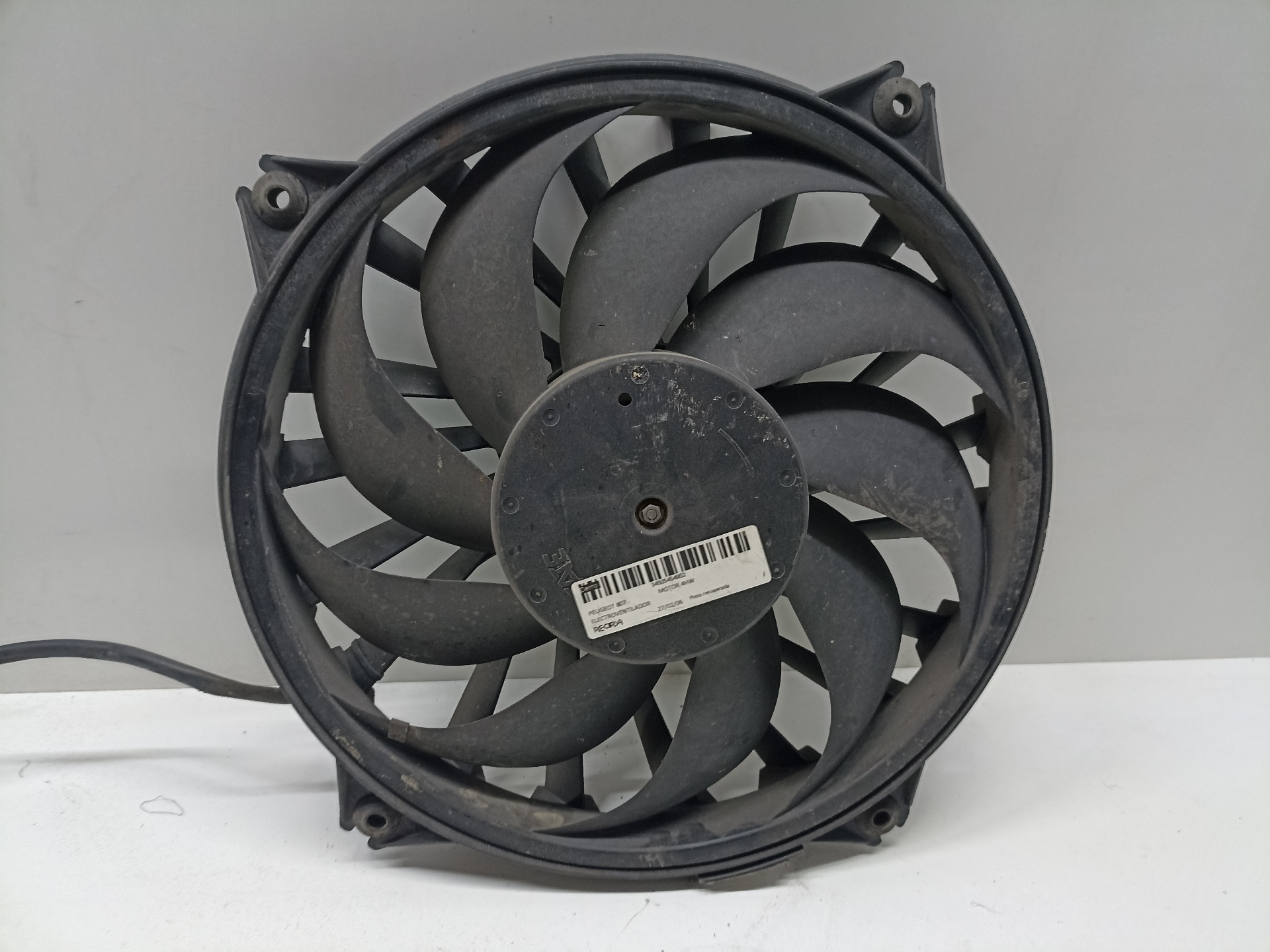 PEUGEOT 807 1 generation (2002-2012) Difūzoriaus ventiliatorius 9635466180, 34505454952 24316097