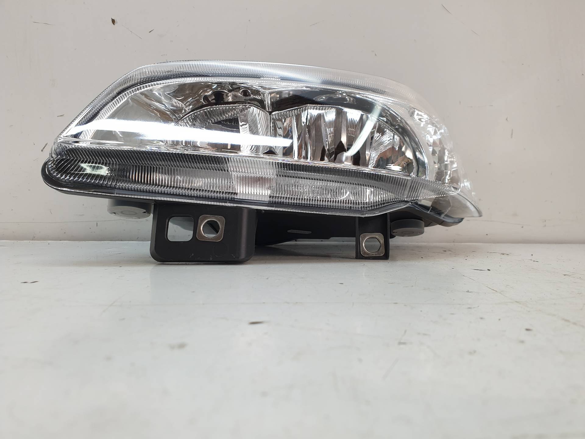 OPEL Ibiza 2 generation (1993-2002) Front Left Headlight 087580 24338067