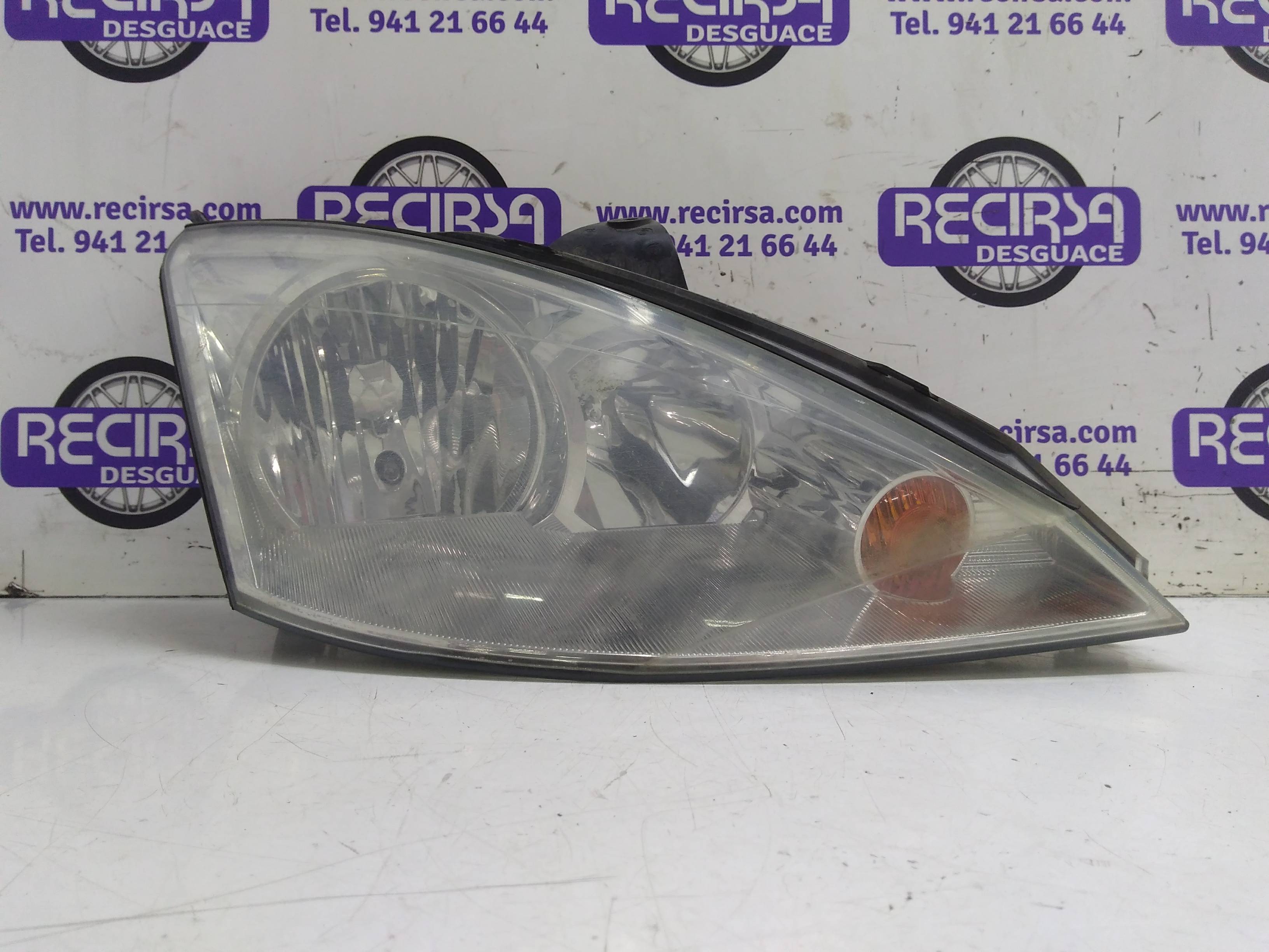 PEUGEOT Focus 1 generation (1998-2010) Front Right Headlight 2M5113W029BE 24327298