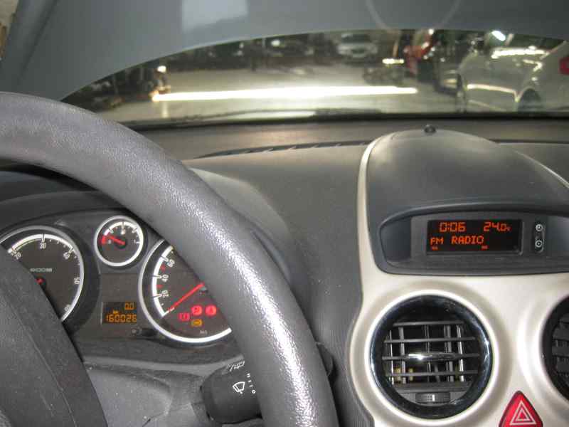 FORD USA Corsa D (2006-2020) Автомагнитола без навигации 497316088 24319858