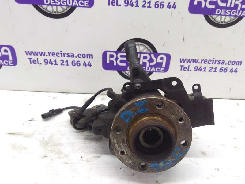 RENAULT Clio 4 generation (2012-2020) Front Left Wheel Hub 24320686