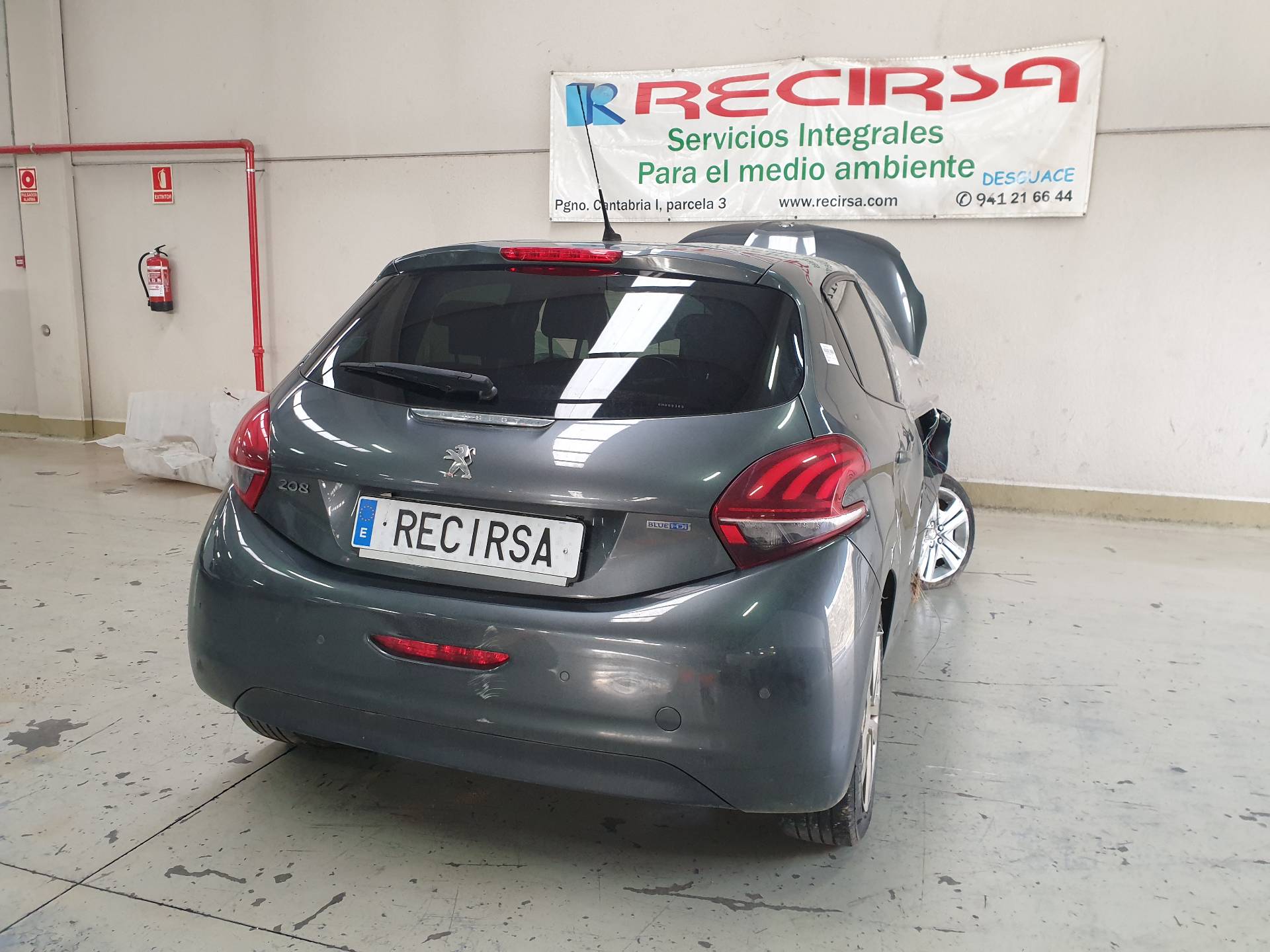 PEUGEOT Aizmugurējās kreisās durvis 9671907580 25569548