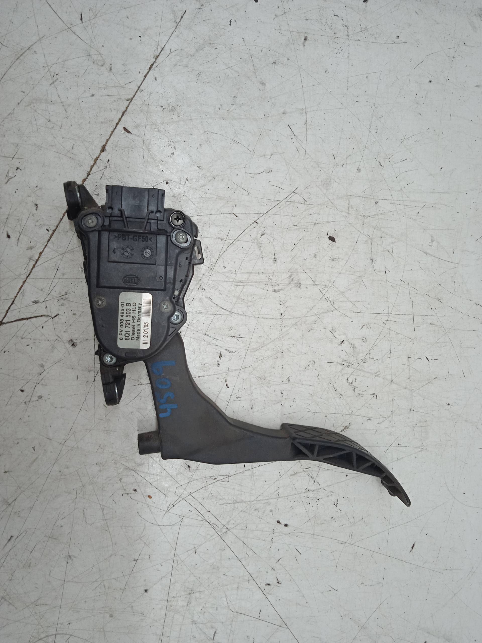 SKODA Fabia 6Y (1999-2007) Throttle Pedal 6Q1721503B 24330549