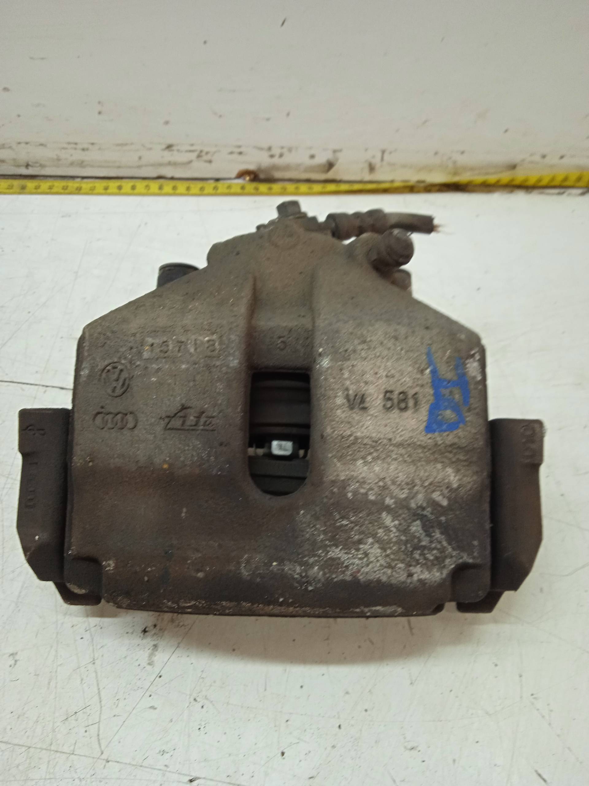 SEAT Ibiza 3 generation (2002-2008) Front Left Brake Caliper 24333144