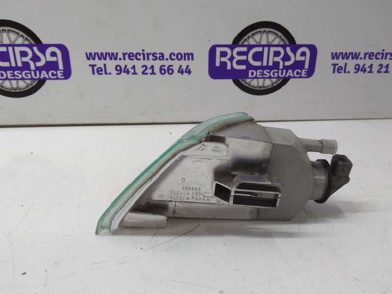 RENAULT Xantia X1 (1993-1998) Front Right Fender Turn Signal 085093 24319695