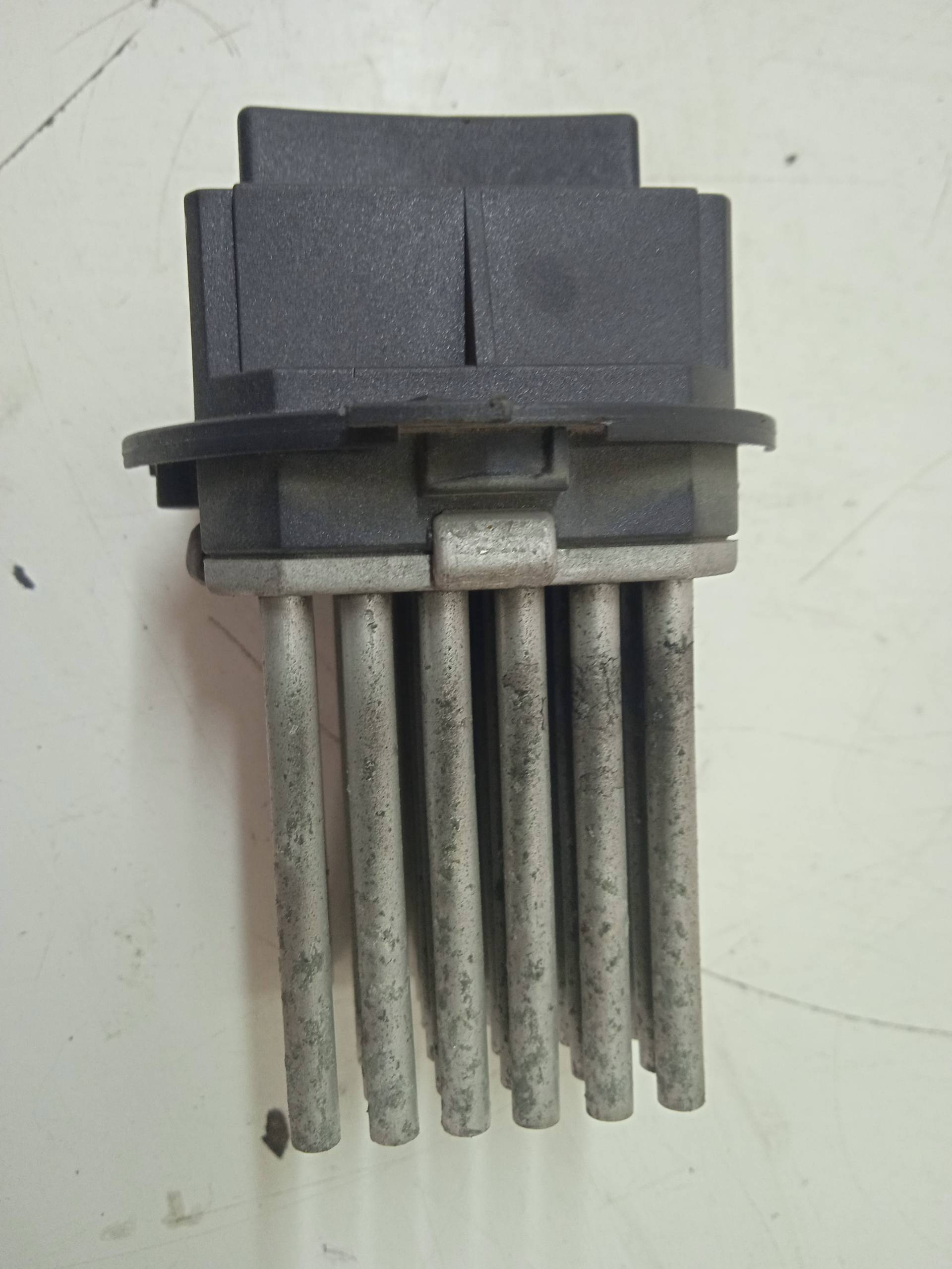 MERCEDES-BENZ C-Class W204/S204/C204 (2004-2015) Interior Heater Resistor 5HL00894130 24337362