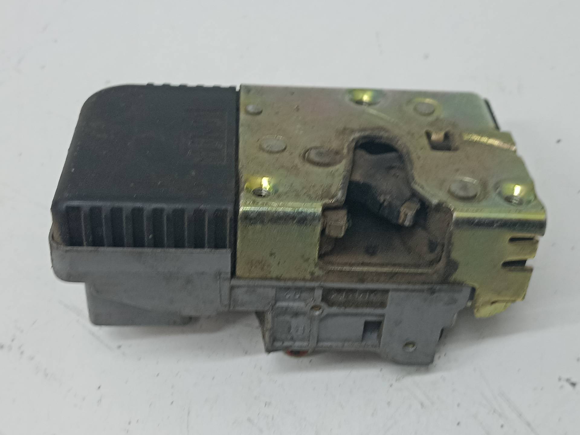 SAAB Expert 1 generation (1996-2007) Front Right Door Lock 302354809126,126 24314013