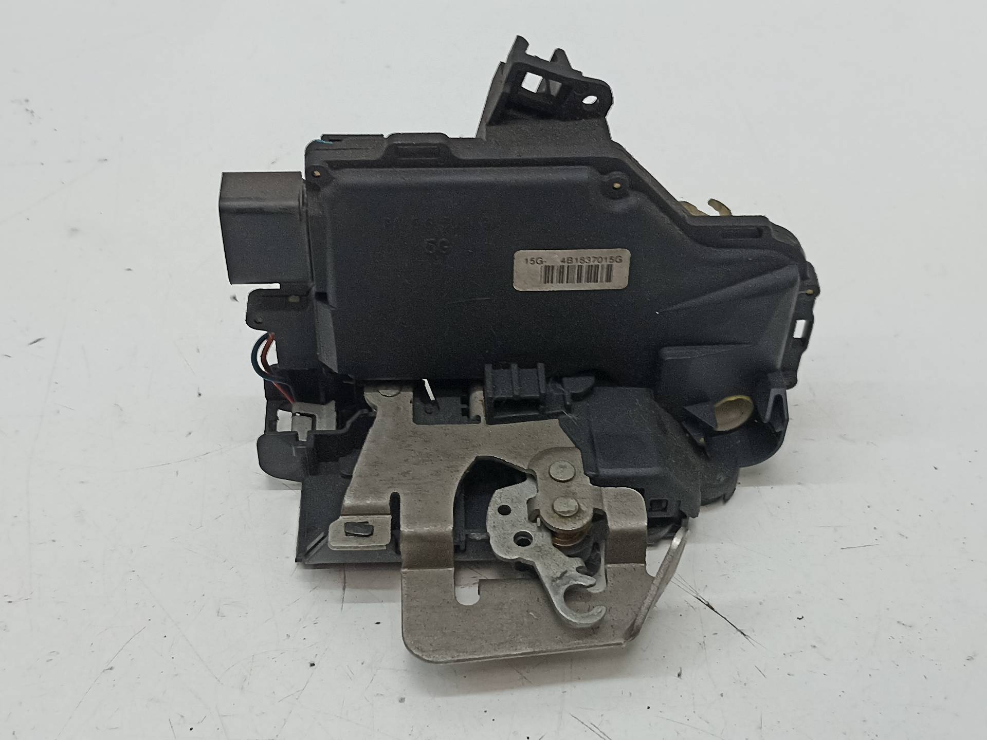 SUZUKI A4 B6/8E (2000-2005) Front Left Door Lock 4B1837015G 24313399