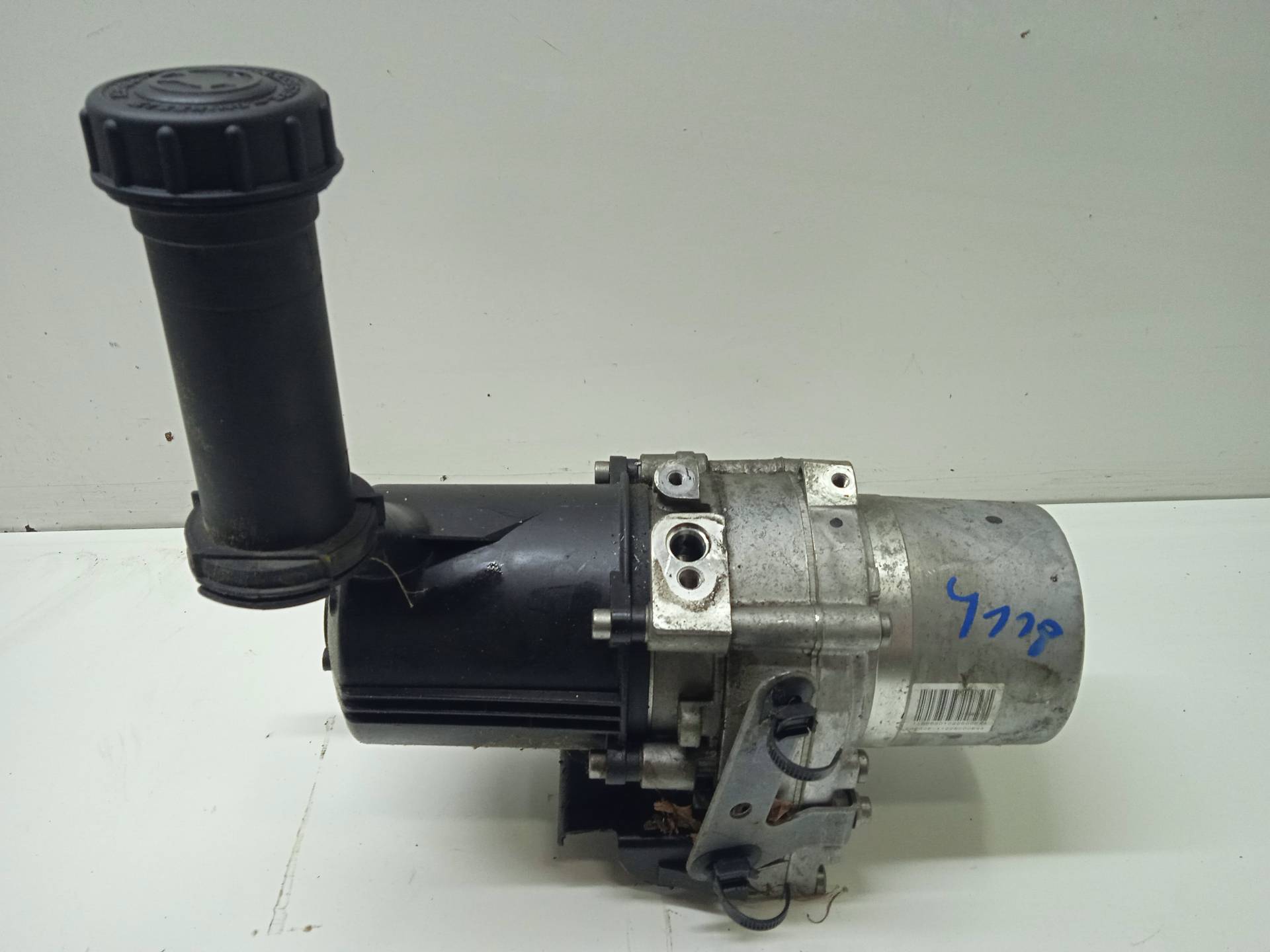 PEUGEOT 3008 1 generation (2010-2016) Power Steering Pump A5100991 24335961