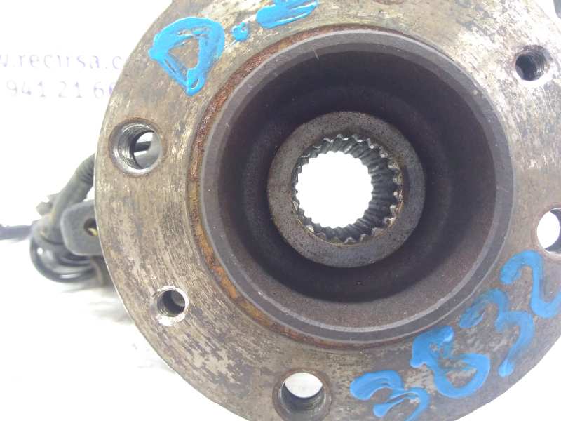 RENAULT Clio 4 generation (2012-2020) Front Left Wheel Hub 24320686