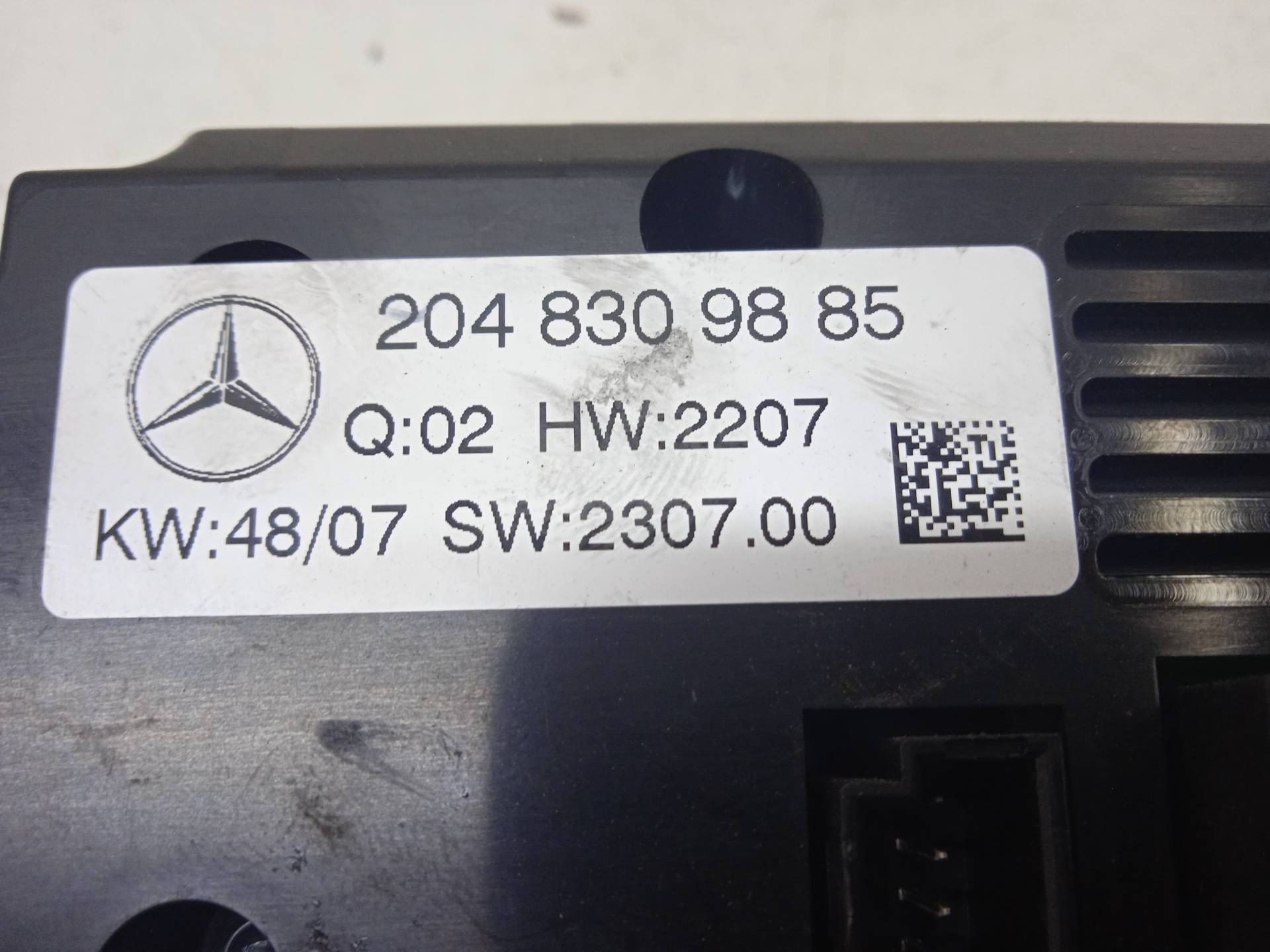 MERCEDES-BENZ C-Class W204/S204/C204 (2004-2015) Pегулятор климы 2048309885 24337329