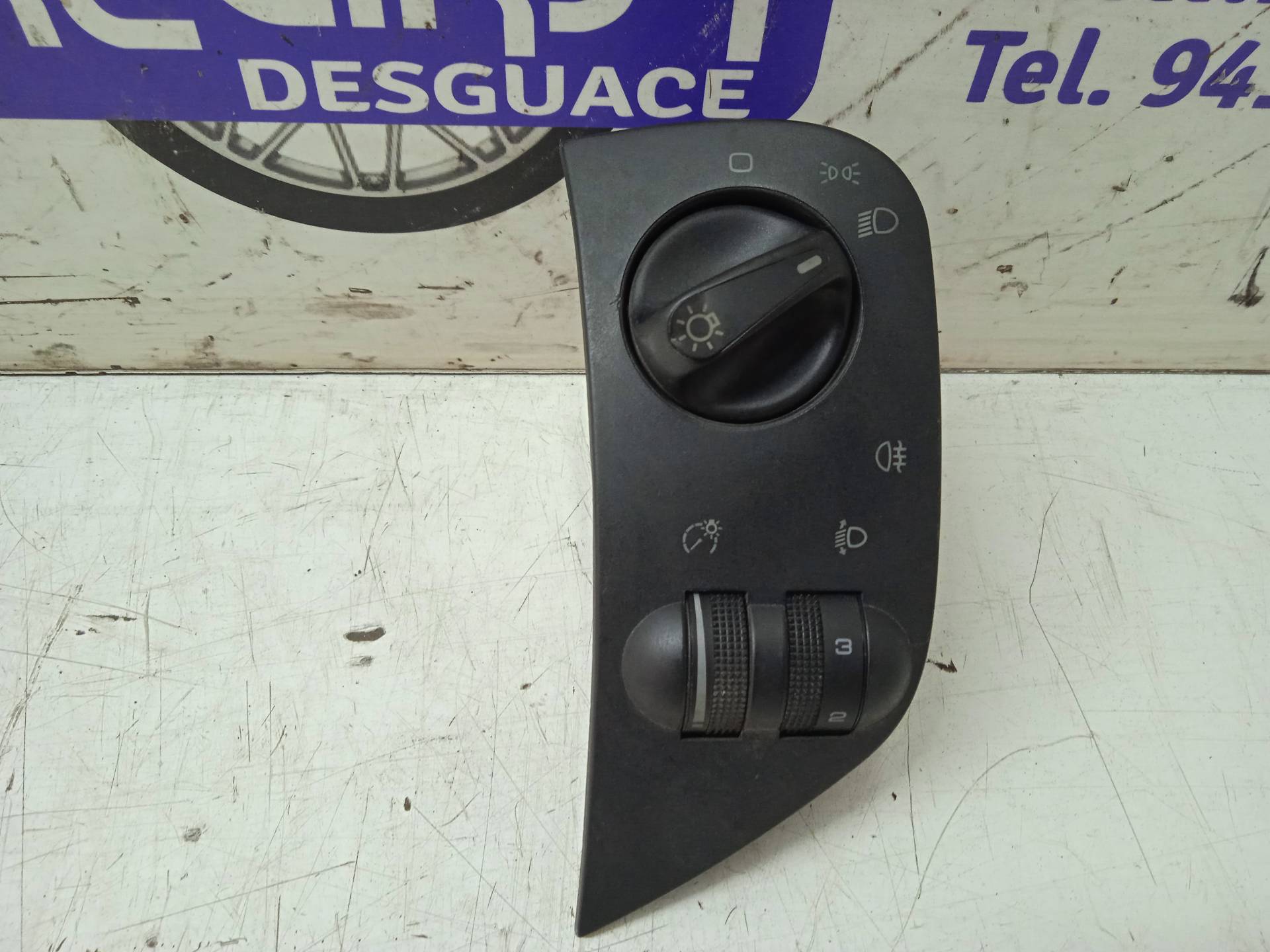 SEAT Ibiza 2 generation (1993-2002) Headlight Switch Control Unit 6K1941531B 24316924