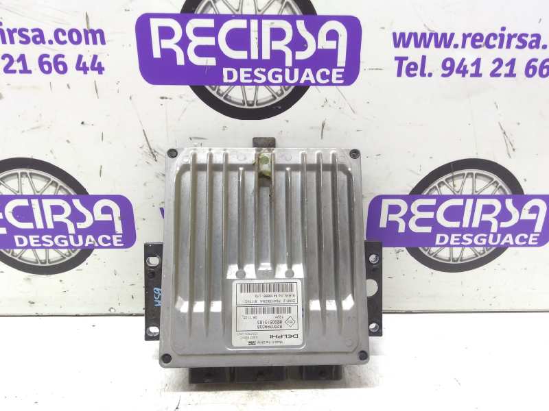 RENAULT Clio 3 generation (2005-2012) Блок управления двигателем 8200399038, 19305850514 24309804