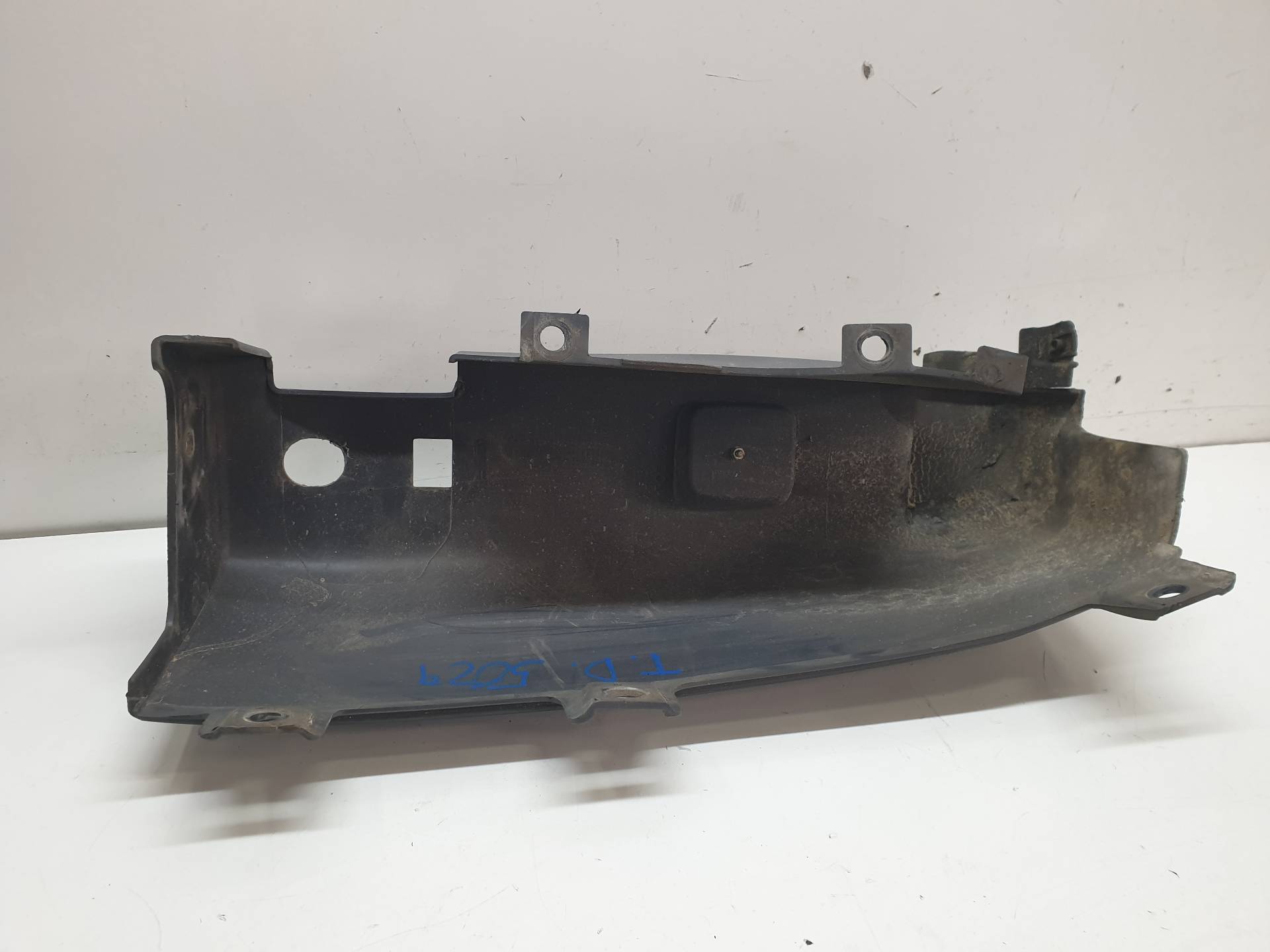 FIAT Ducato 3 generation (2006-2024) Rear Bumper Right Side Corner 1305761070 25568724